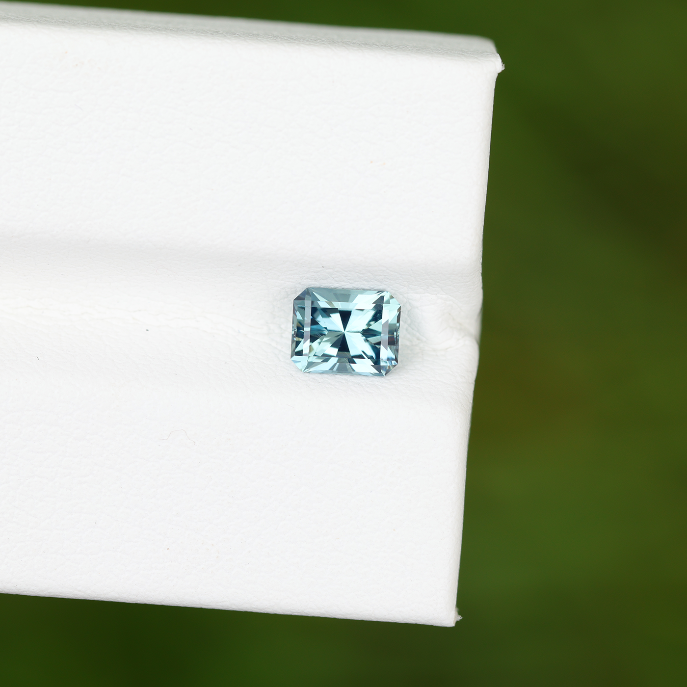 Sapphire 0.93 ct