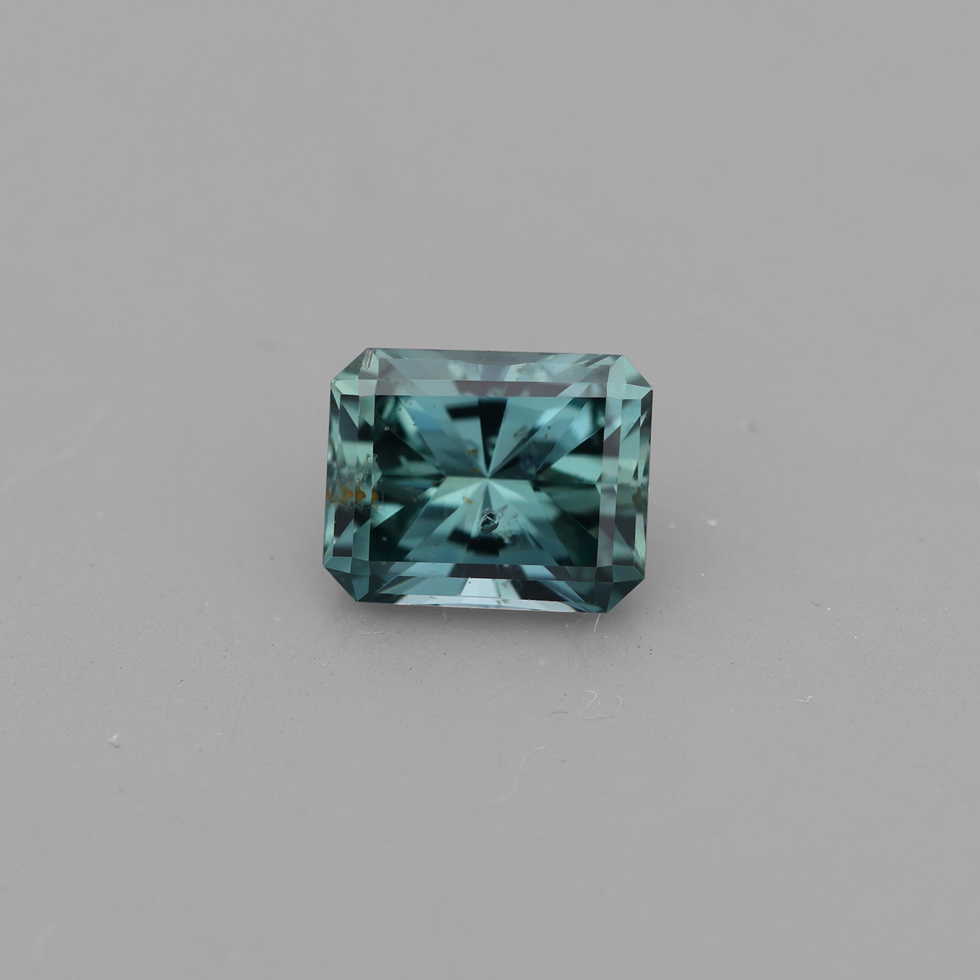 Sapphire 0.88 ct