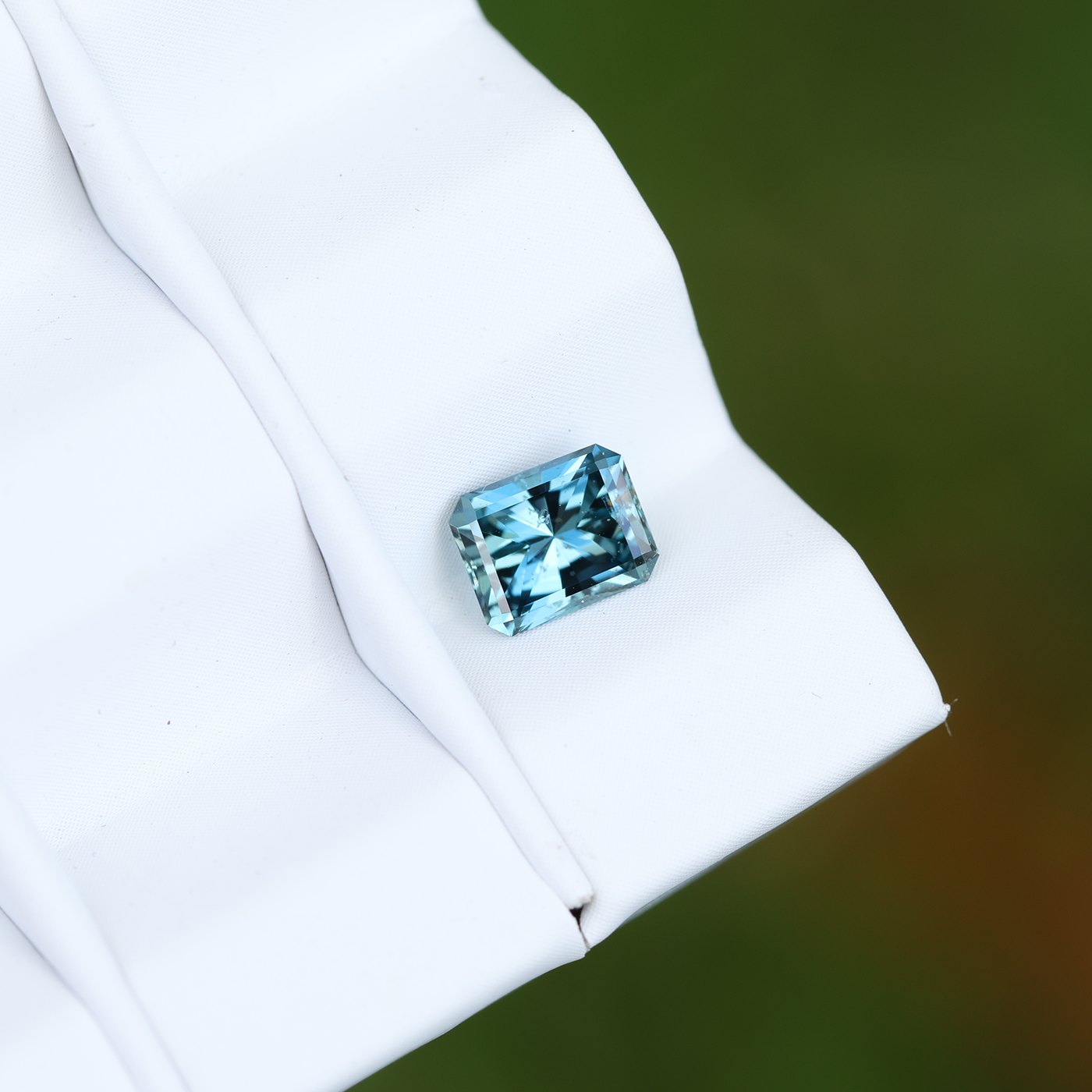Sapphire 0.88 ct