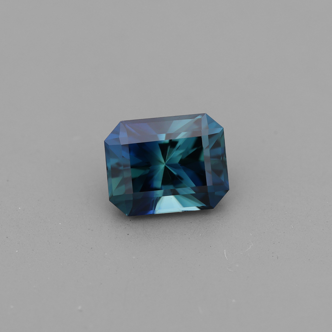 Sapphire 0.86 ct