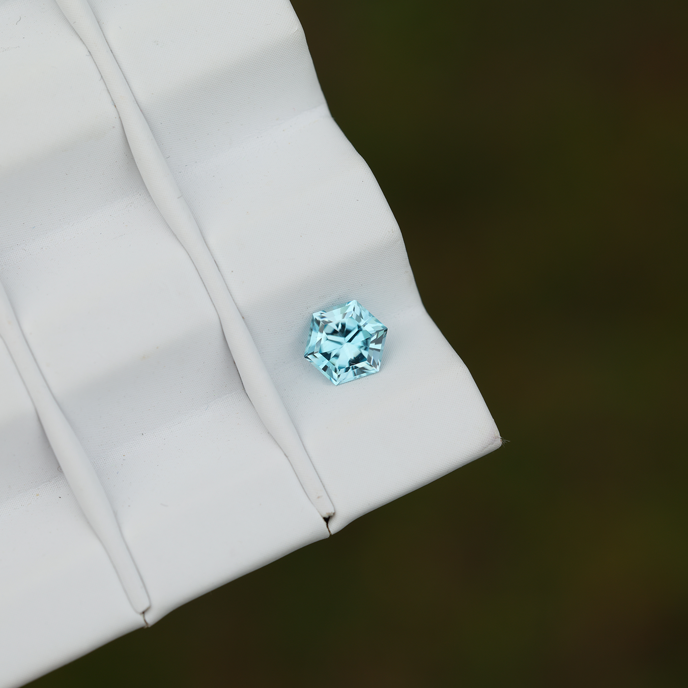 Zircon 0.94 ct