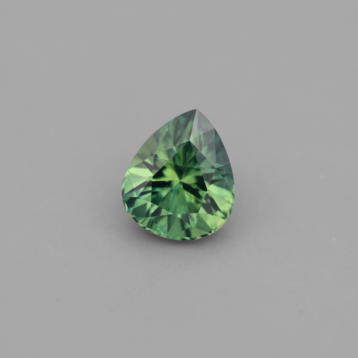 Sapphire 2.10 ct