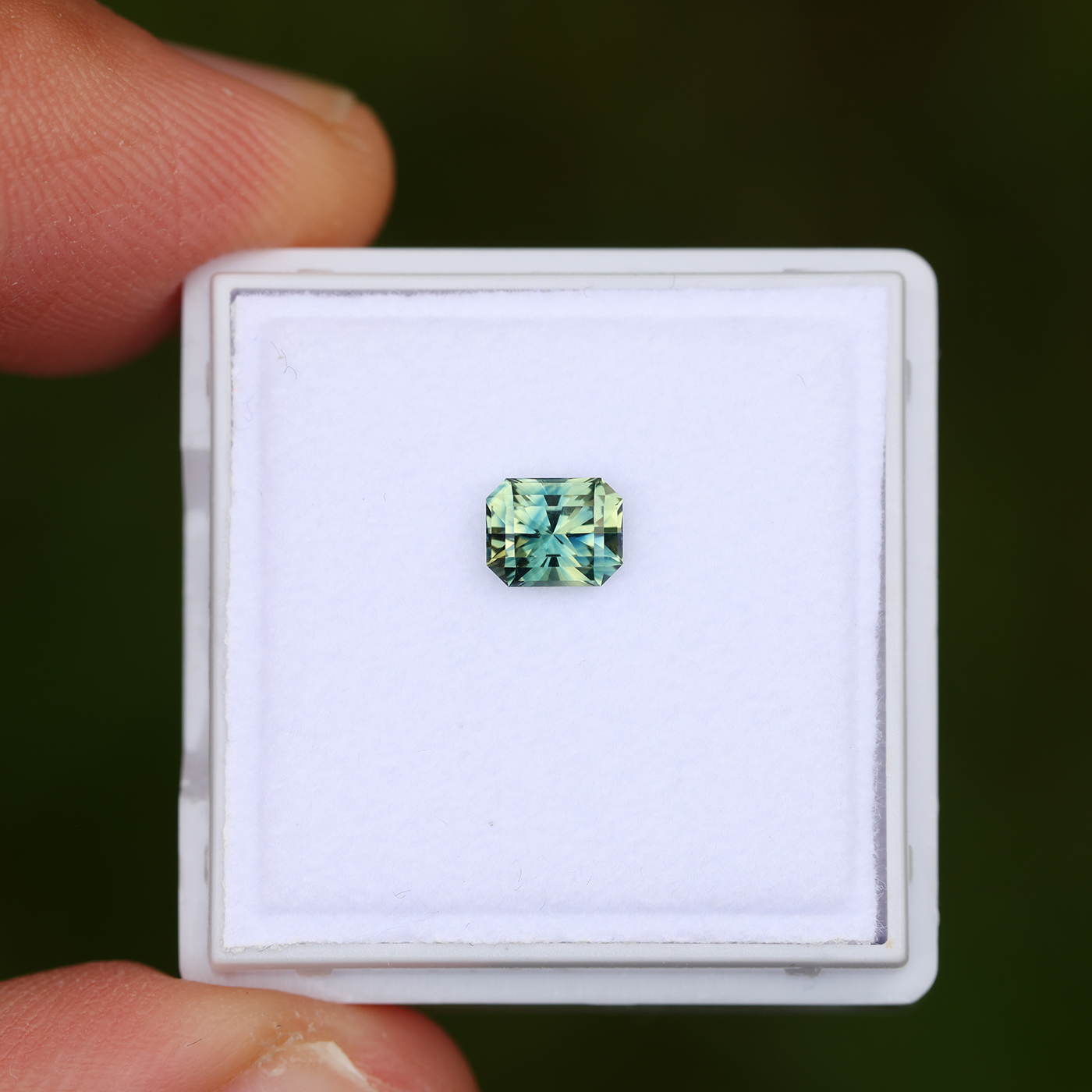 Sapphire 0.56 ct