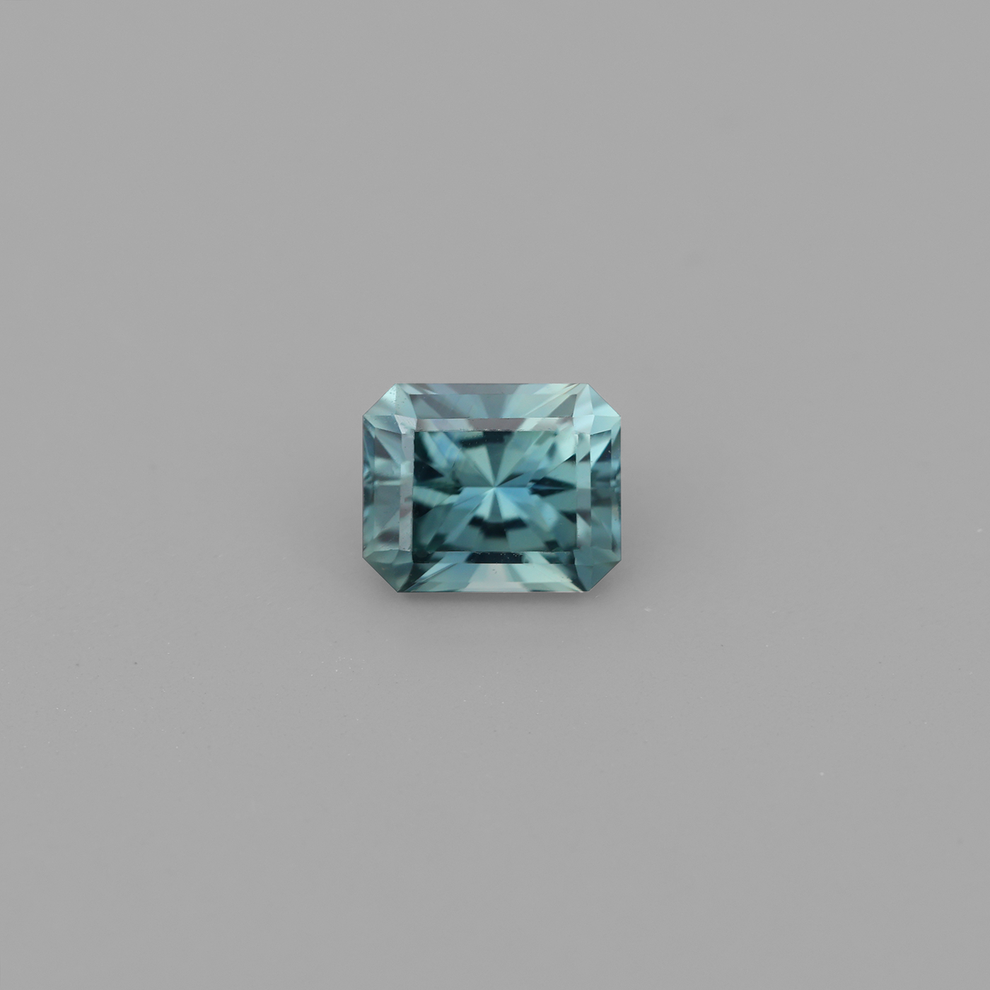 Sapphire 0.37 ct