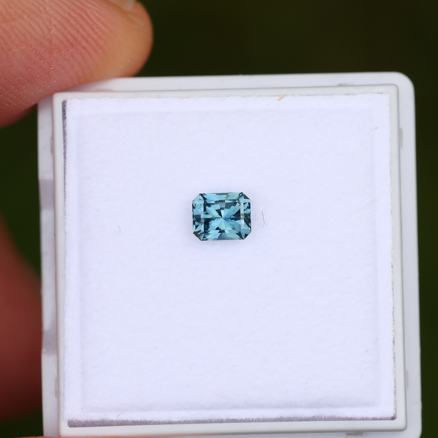 Sapphire 0.37 ct