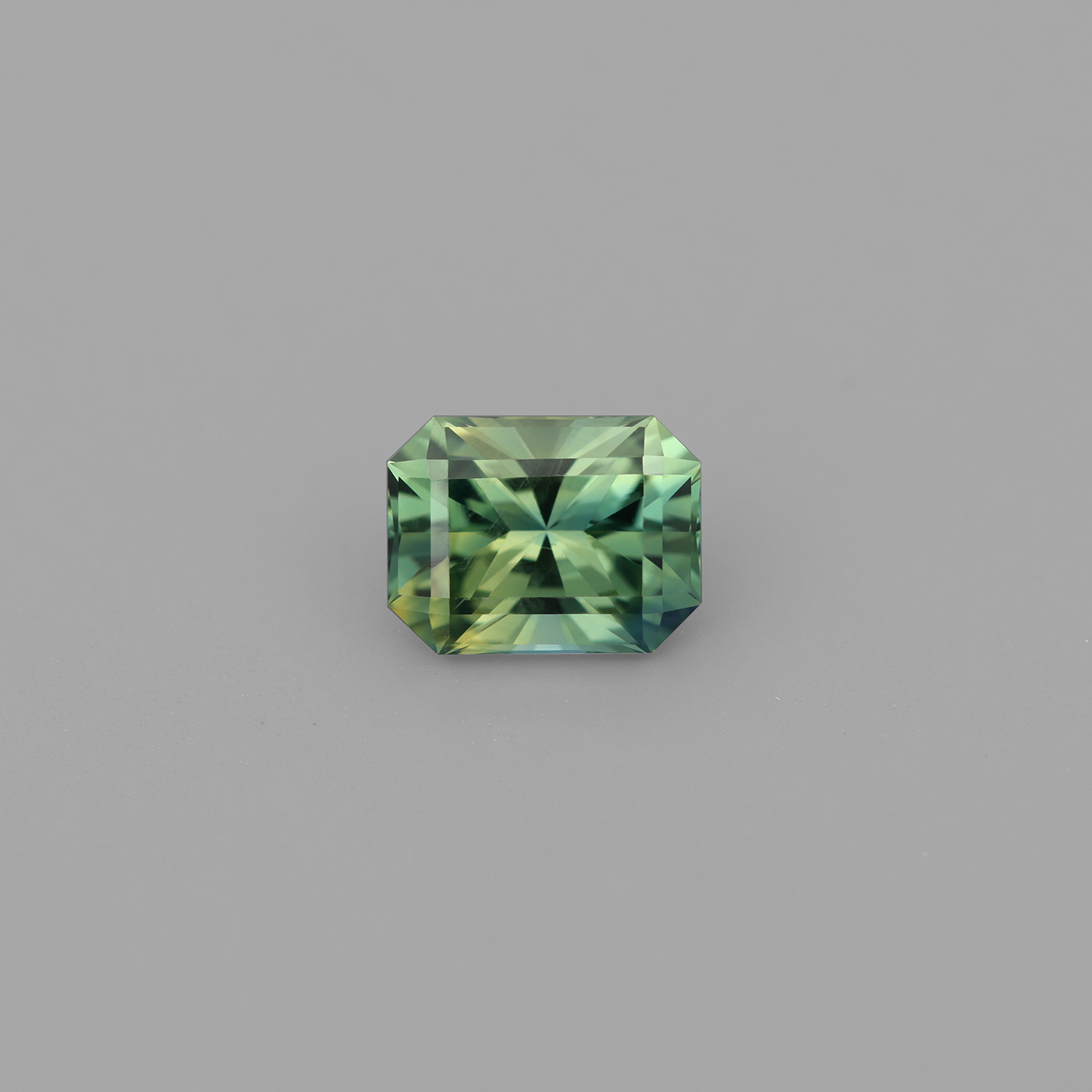 Sapphire 0.74 ct