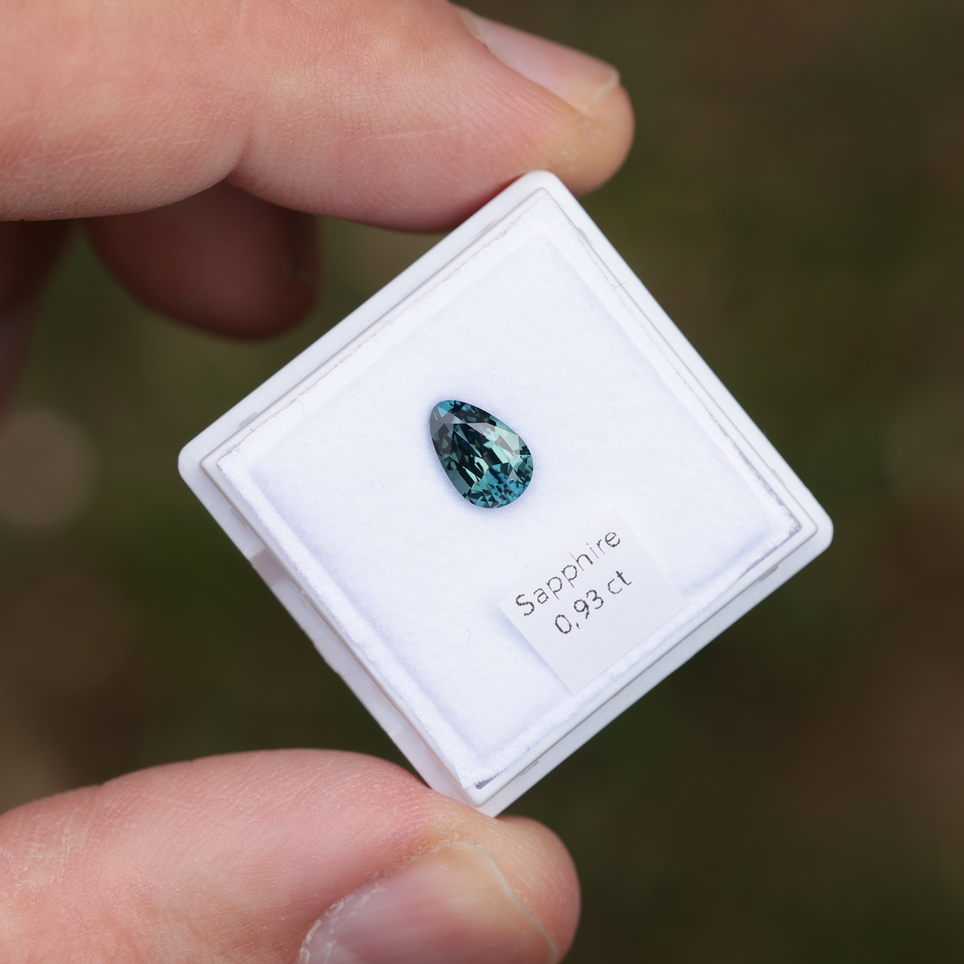 Sapphire 0.93 ct