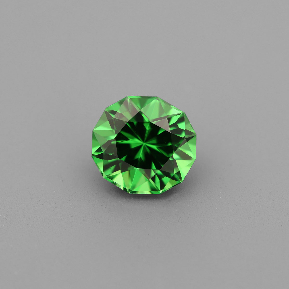 Tsavorit 0.86 ct