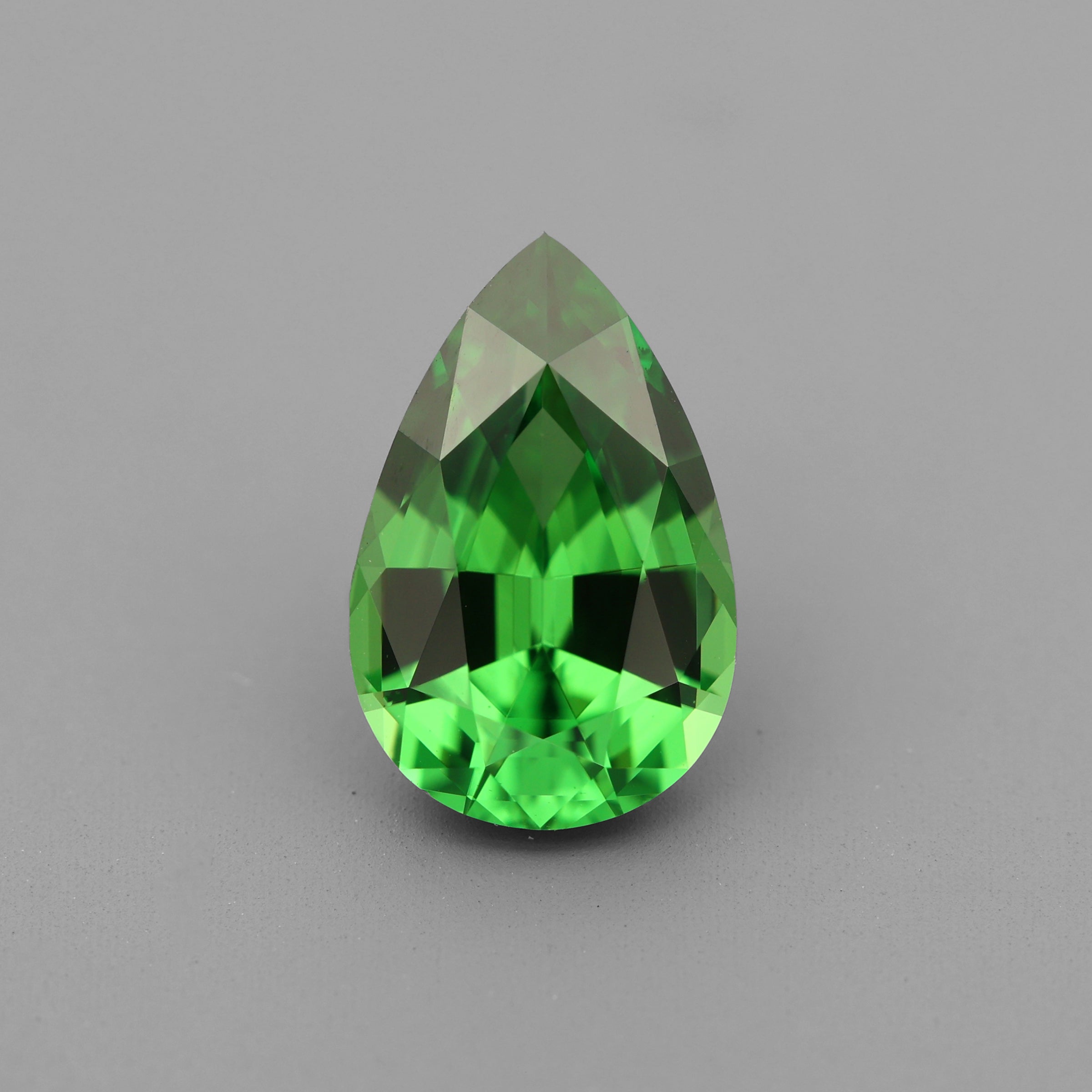 Tsavorit 1.41 ct