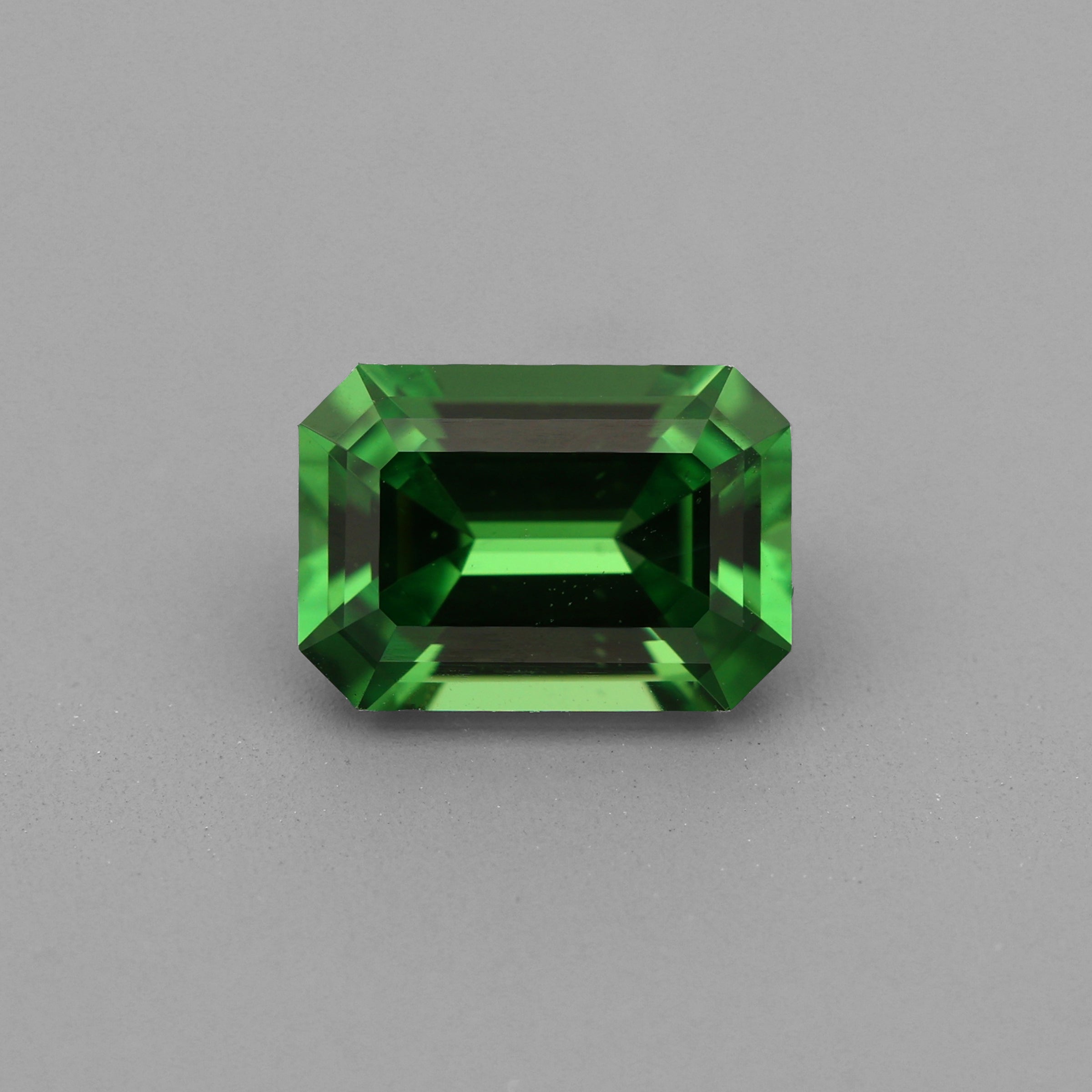 Tsavorite 0.87 ct