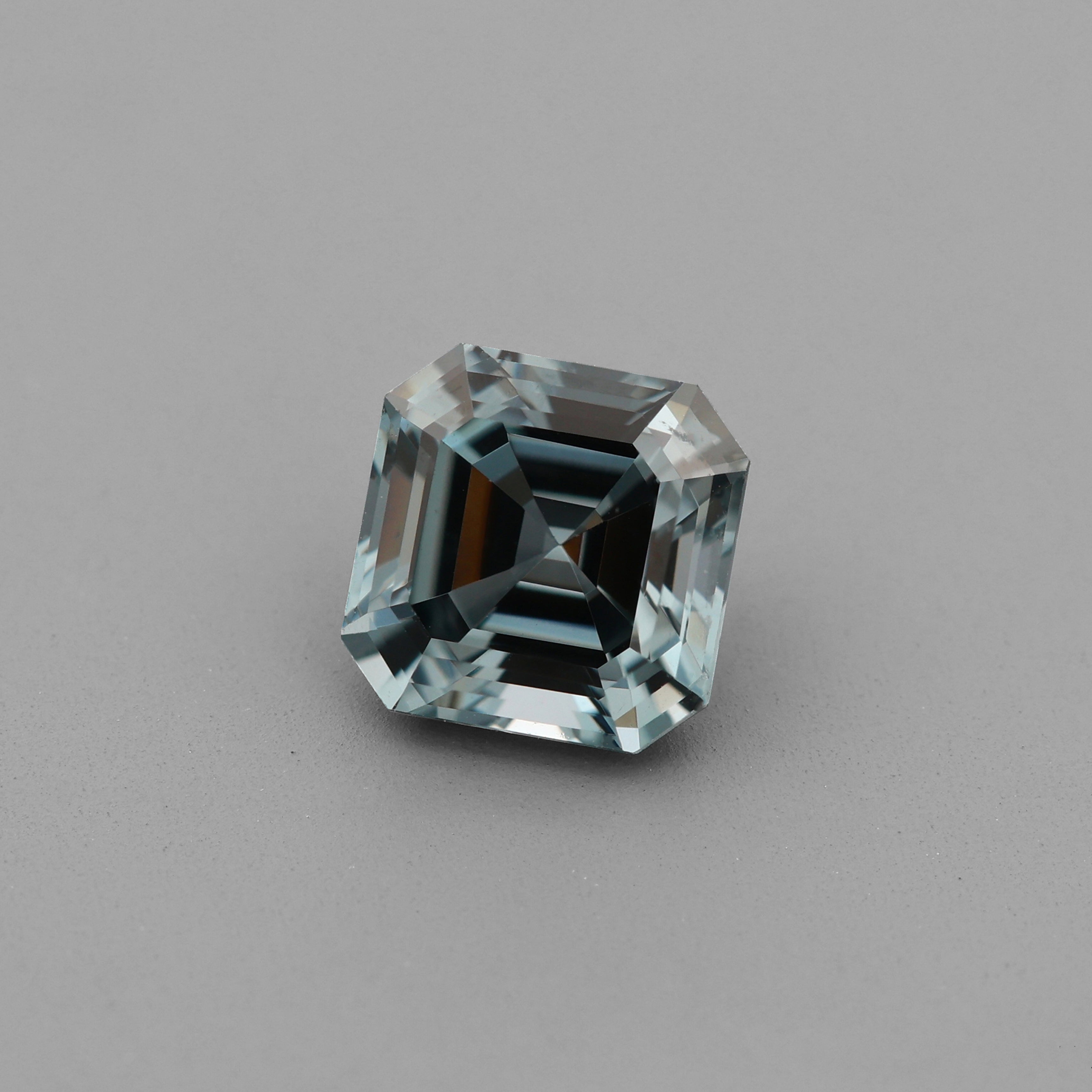 Spinell 0.88 ct