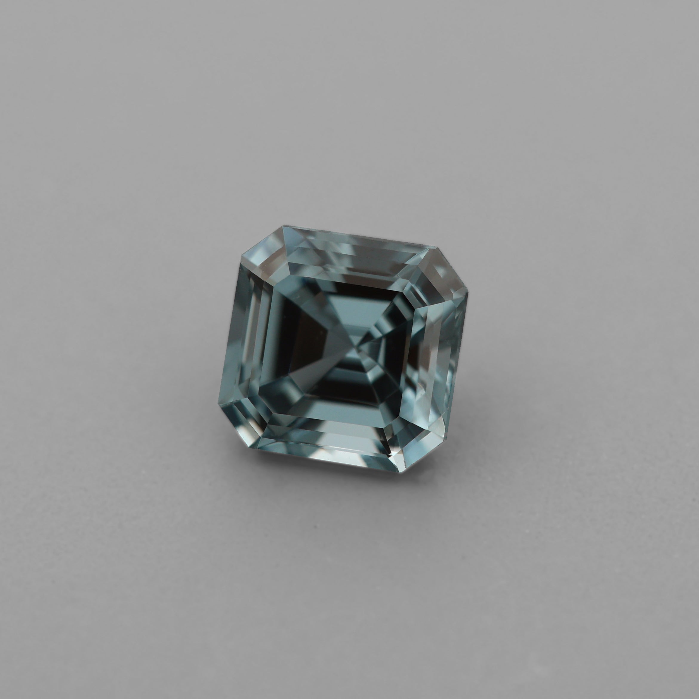 Spinell 0.87 ct