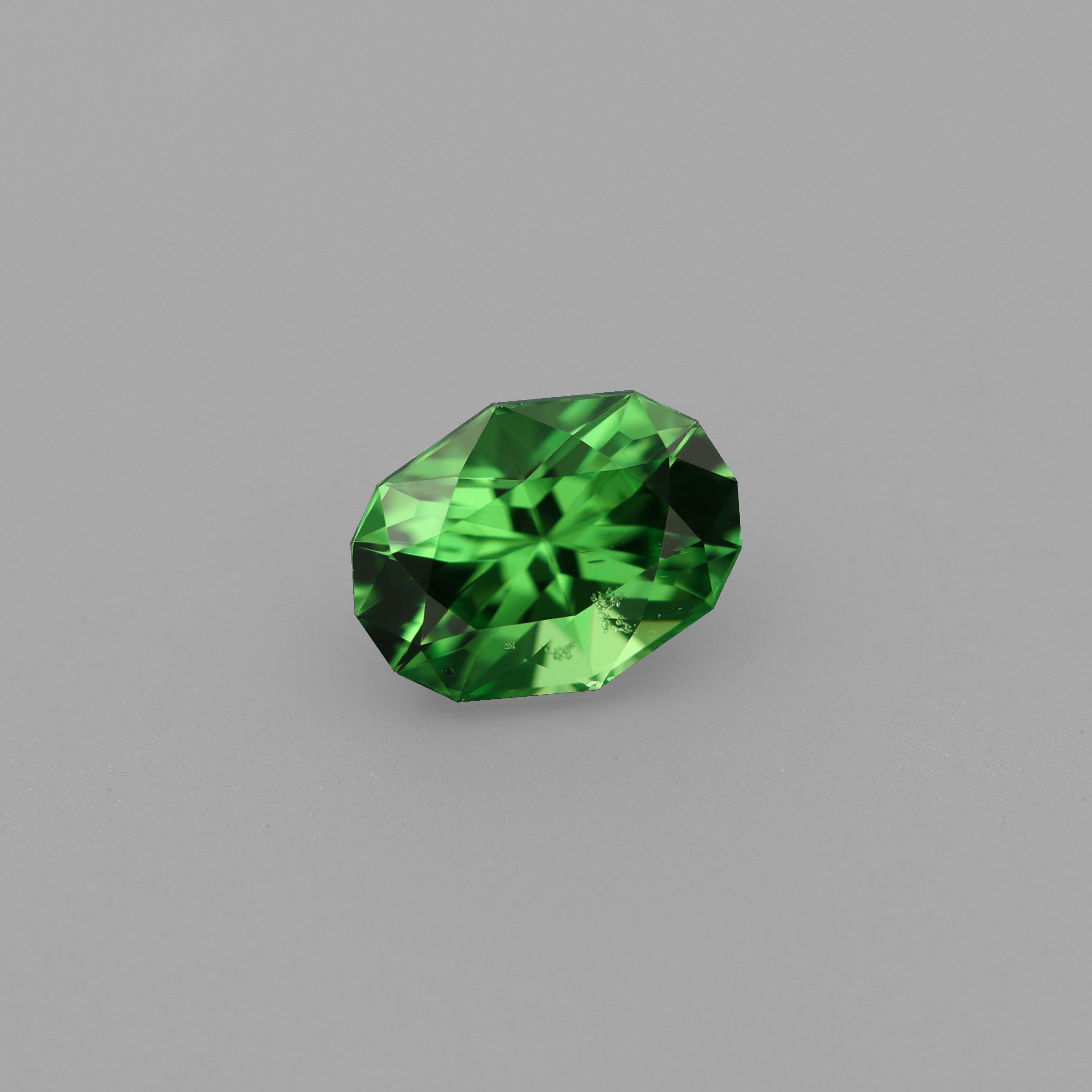 Tsavorit 0.75 ct