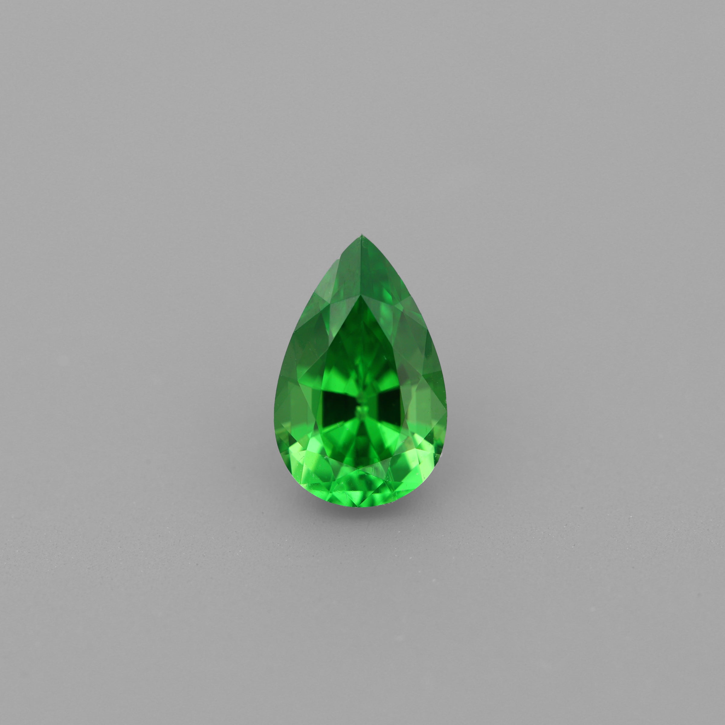 Tsavorit 0.88 ct