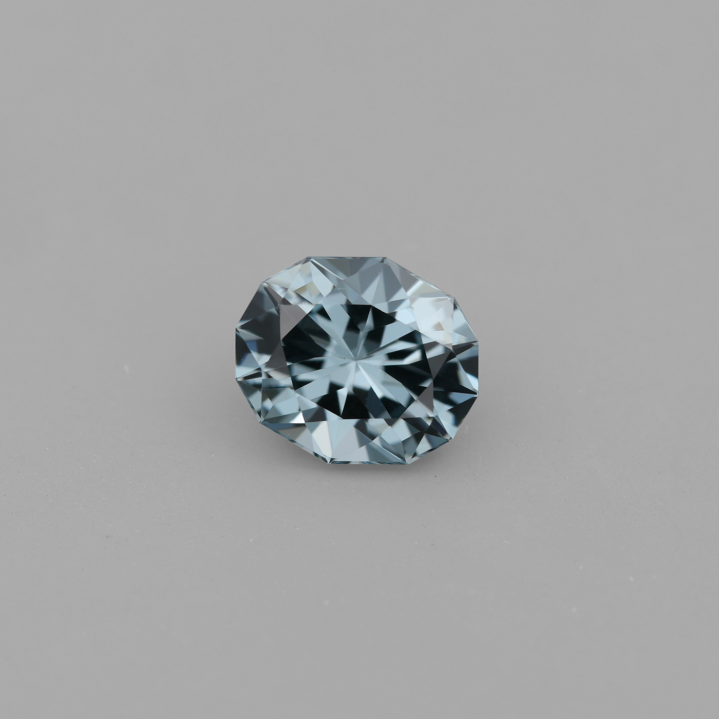 Spinel 1.35 ct
