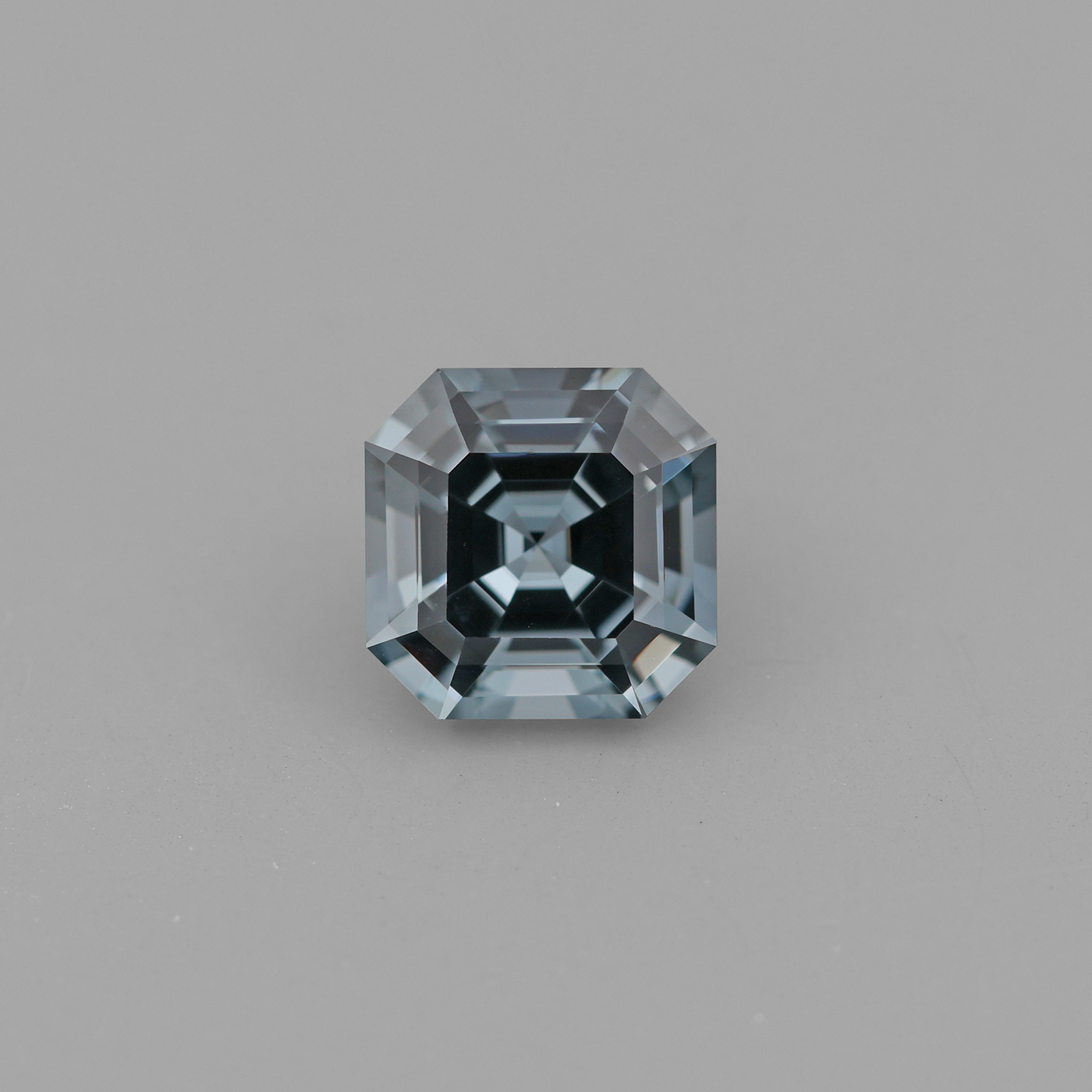 Spinel 1.28 ct