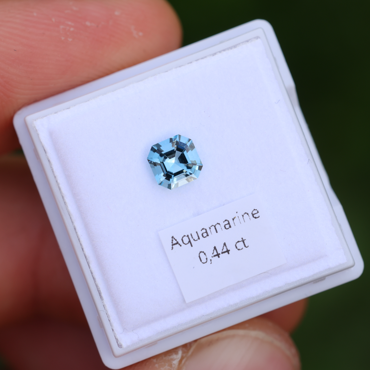 Aquamarin 0.44 ct