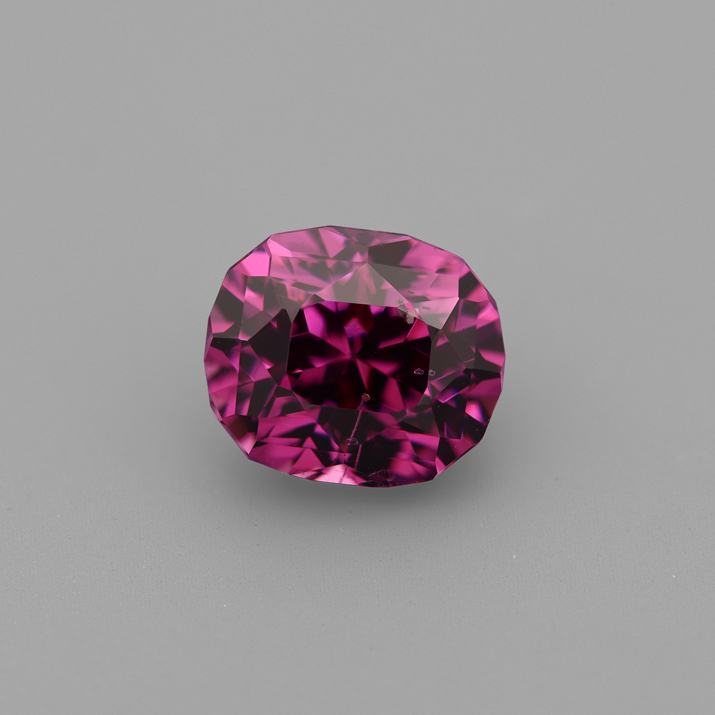 Rhodolith 3.76 ct