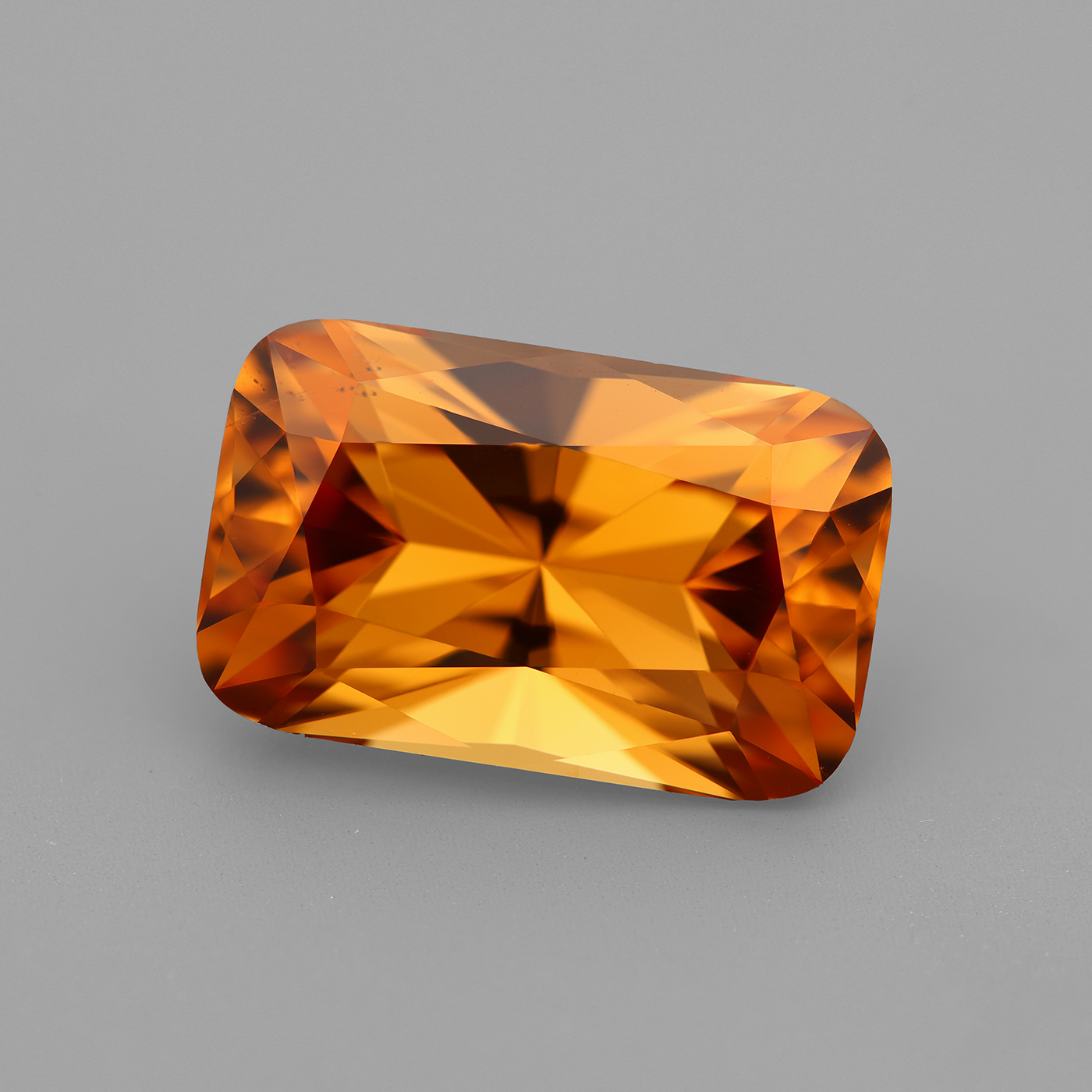 Imperial Topaz 7.11 ct