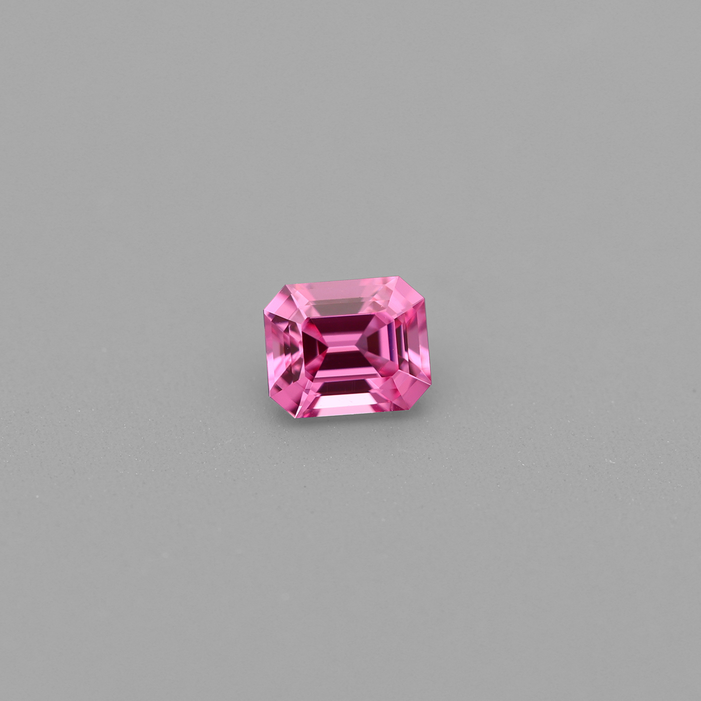 Spinel 0.21 ct