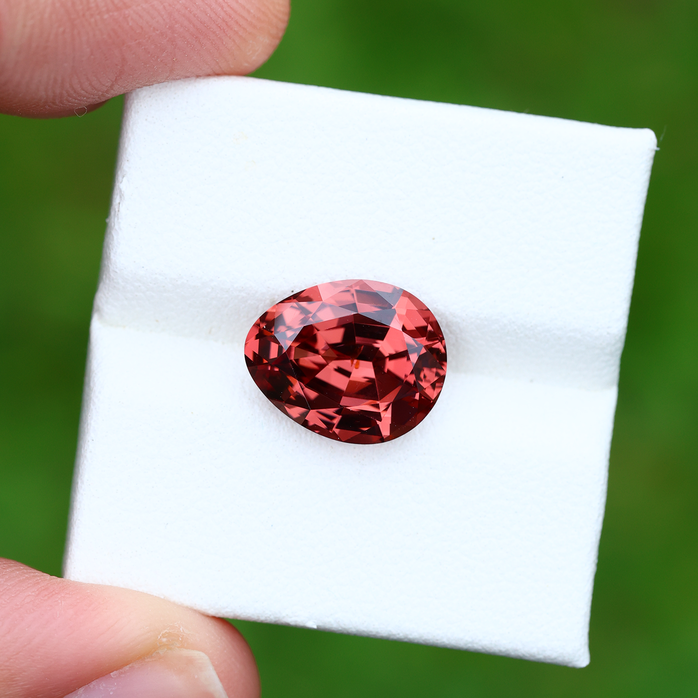 Malaya Garnet 6.05 ct