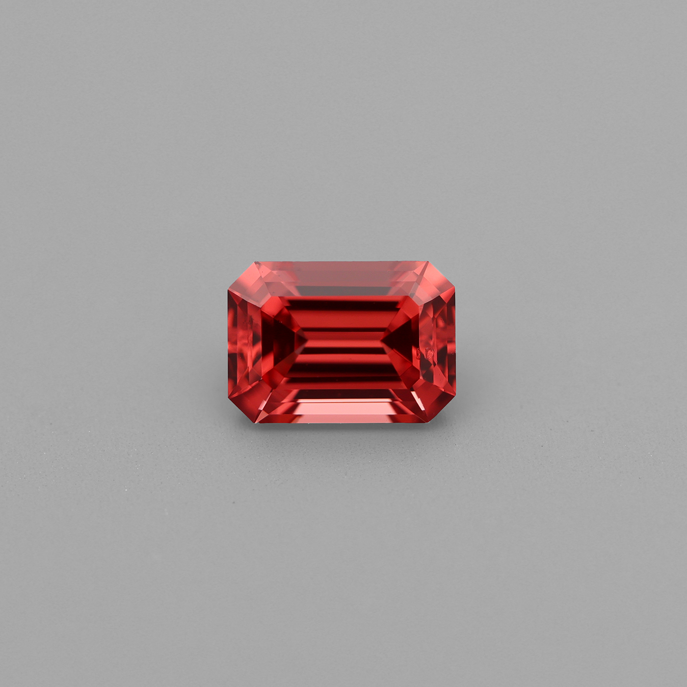 Spinel 0.82 ct