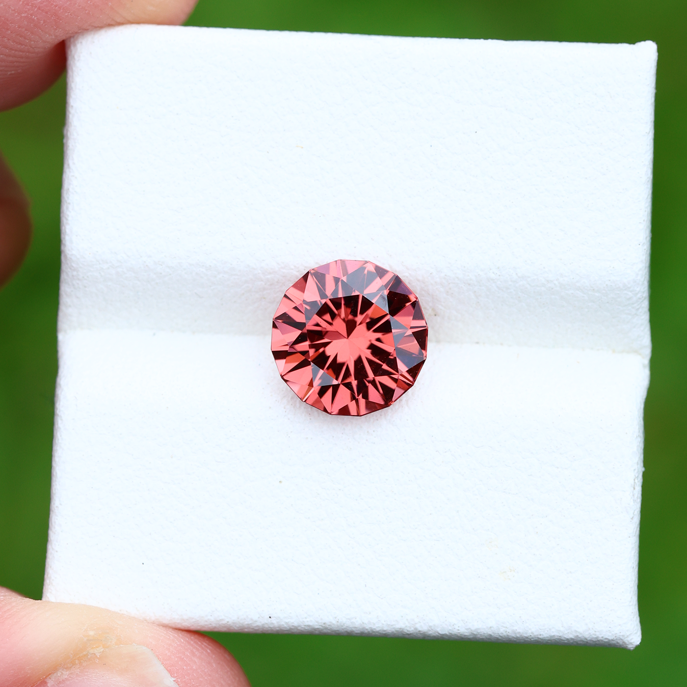 Malaya Garnet 3.00 ct