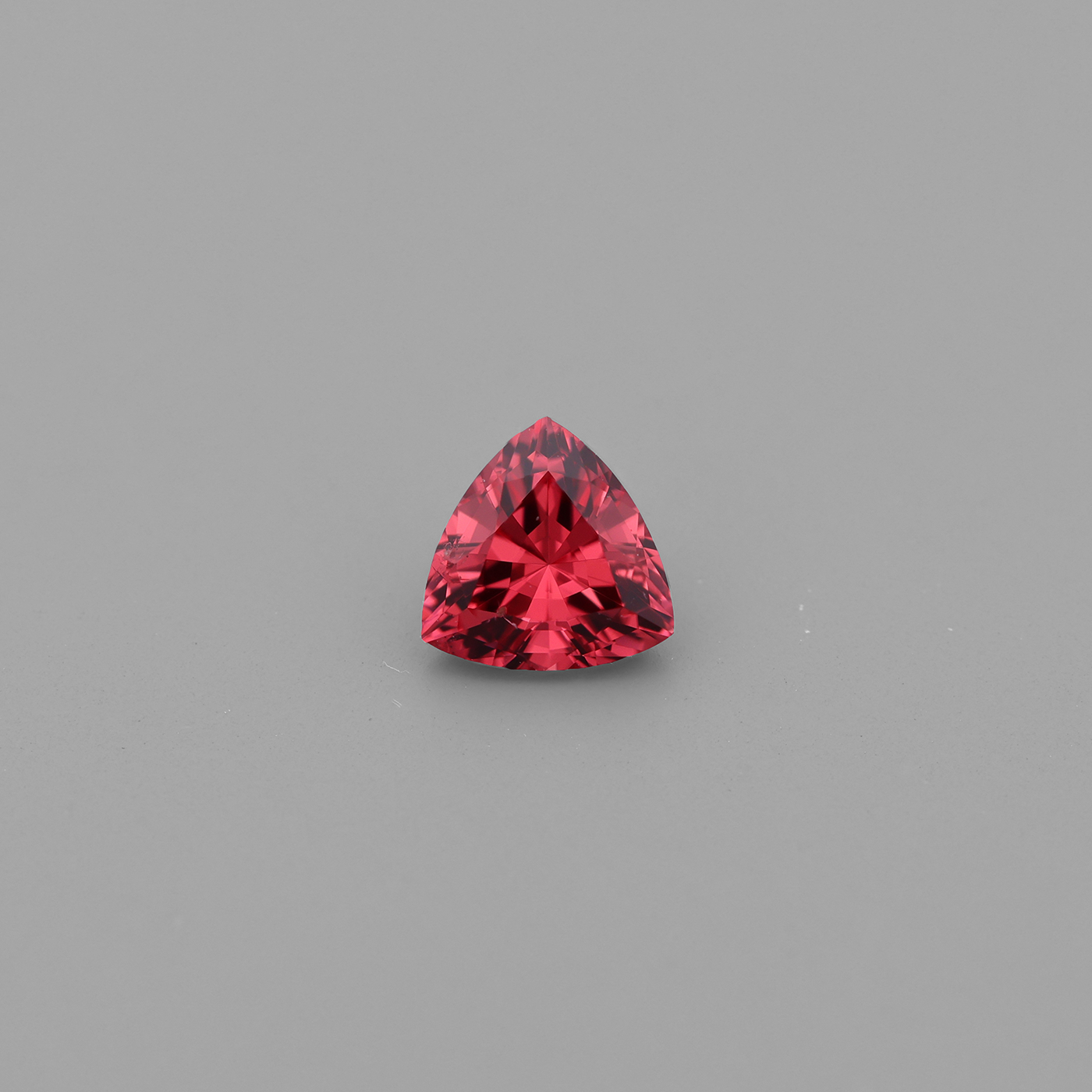 Spinel 0.37 ct