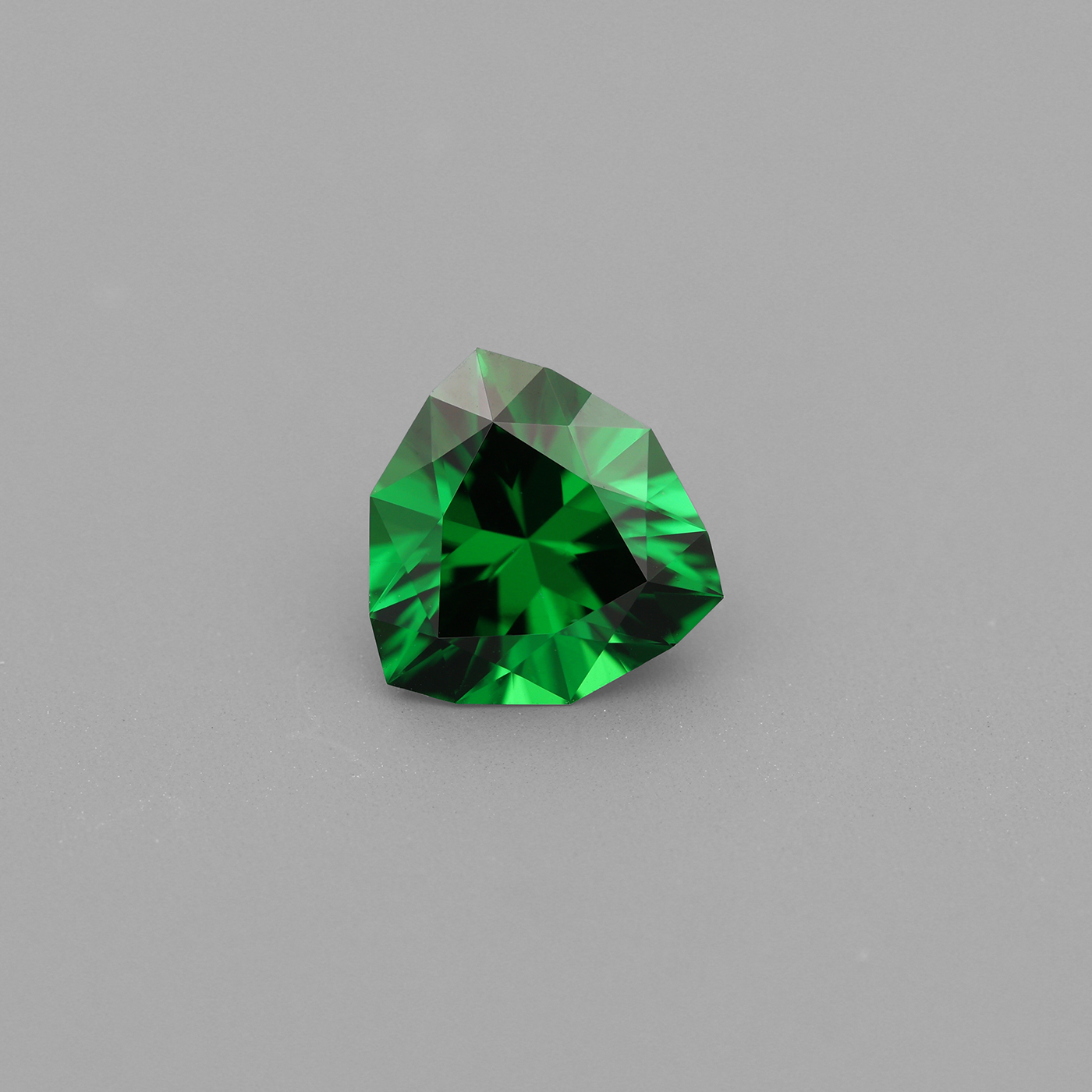 Tsavorite 0.92 ct