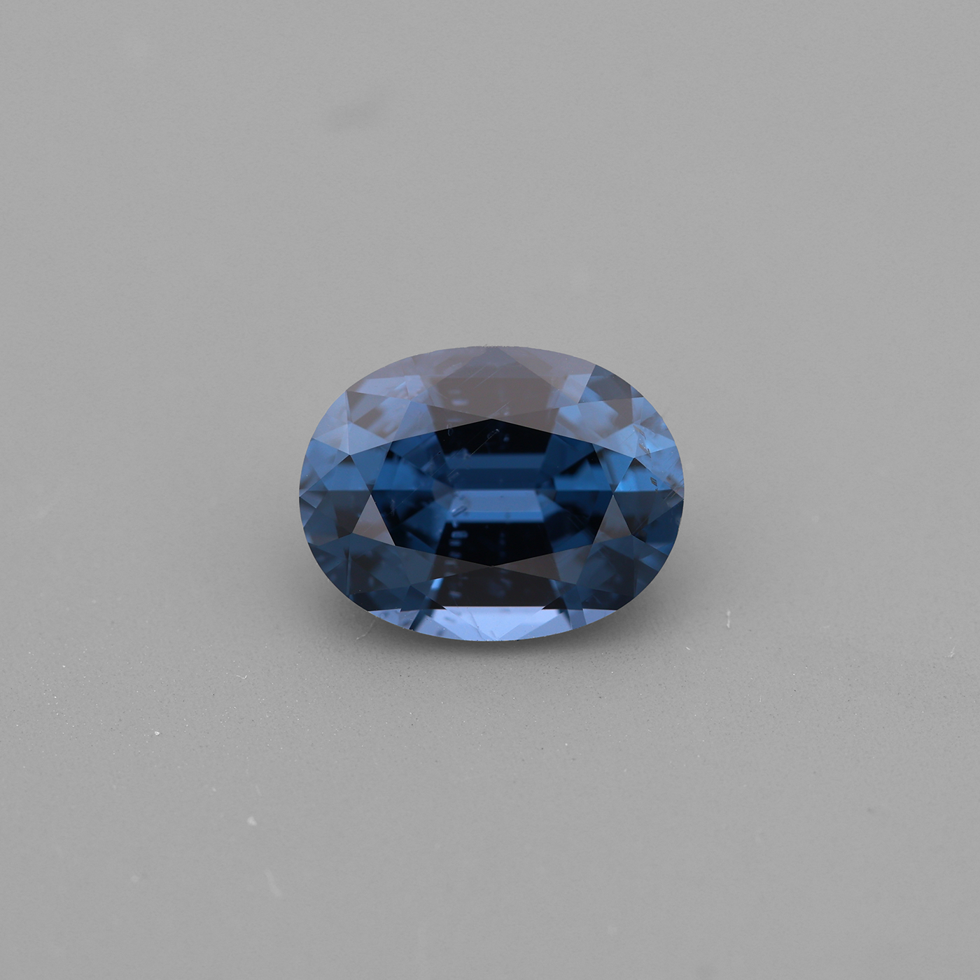 Spinel 1.81 ct