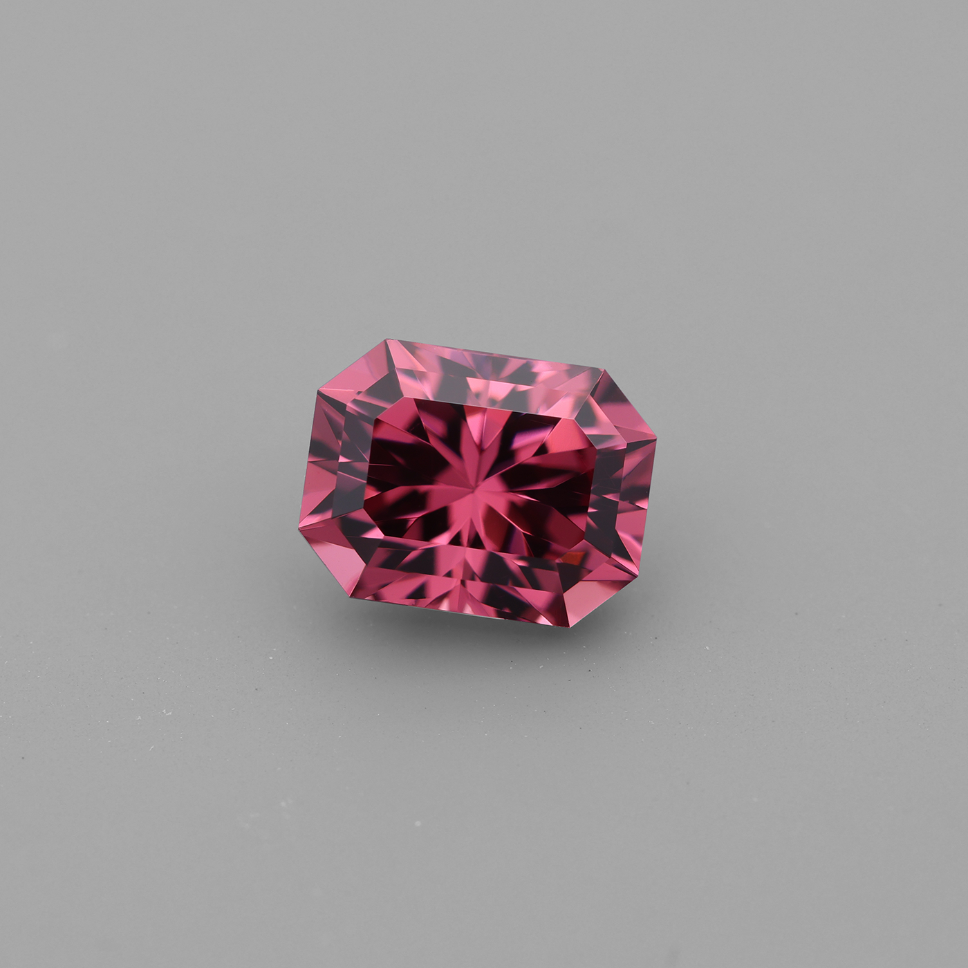 Spinel 2.08 ct