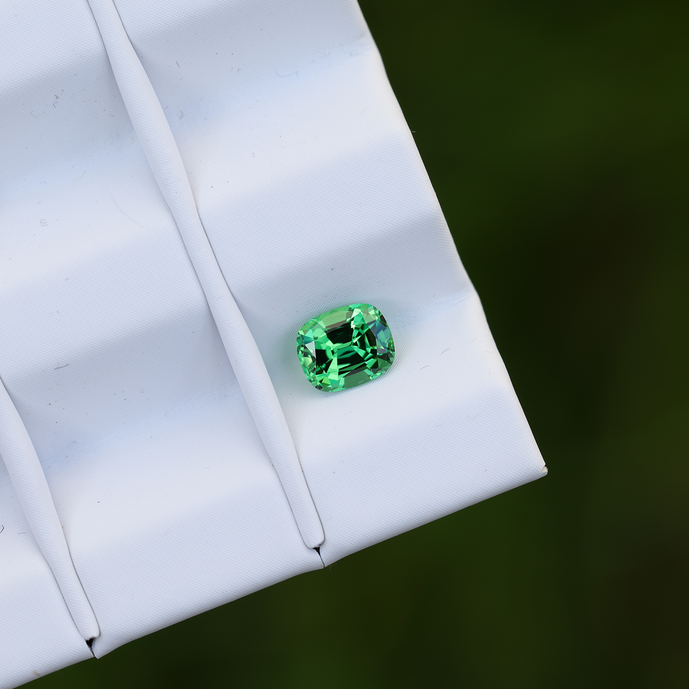 Tsavorite 0.66 ct