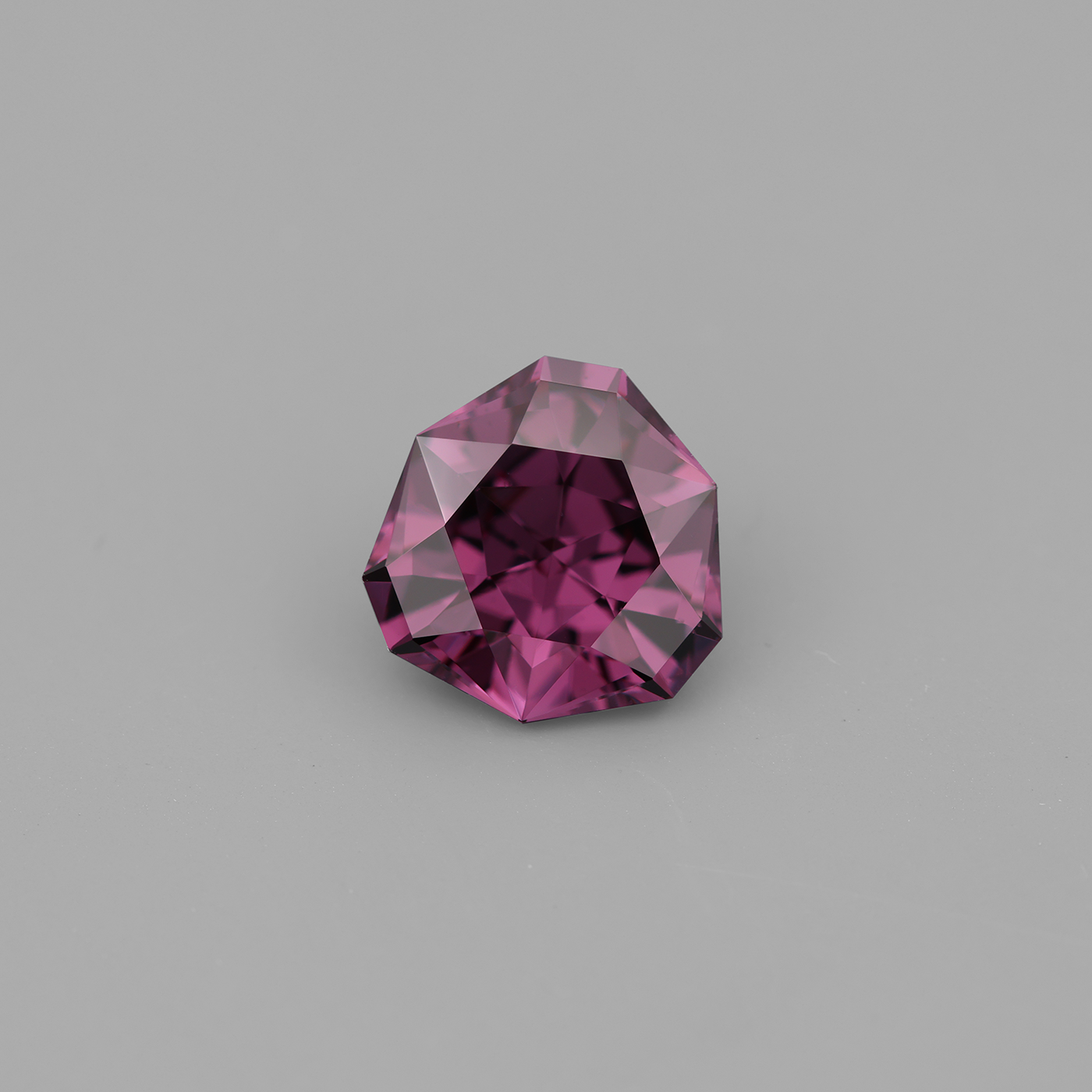 Malaya Garnet 3.83 ct