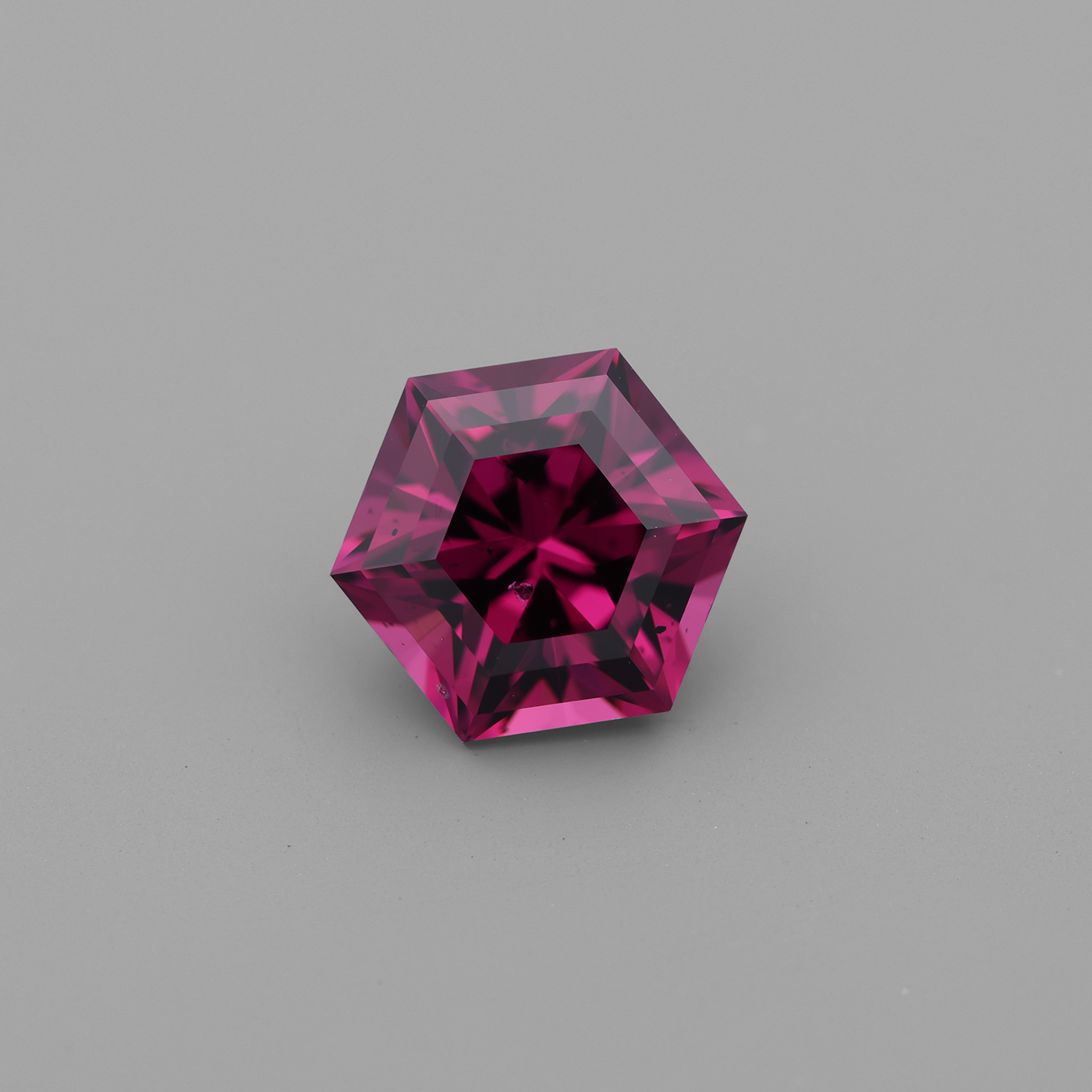 Rhodolite 3.69 ct