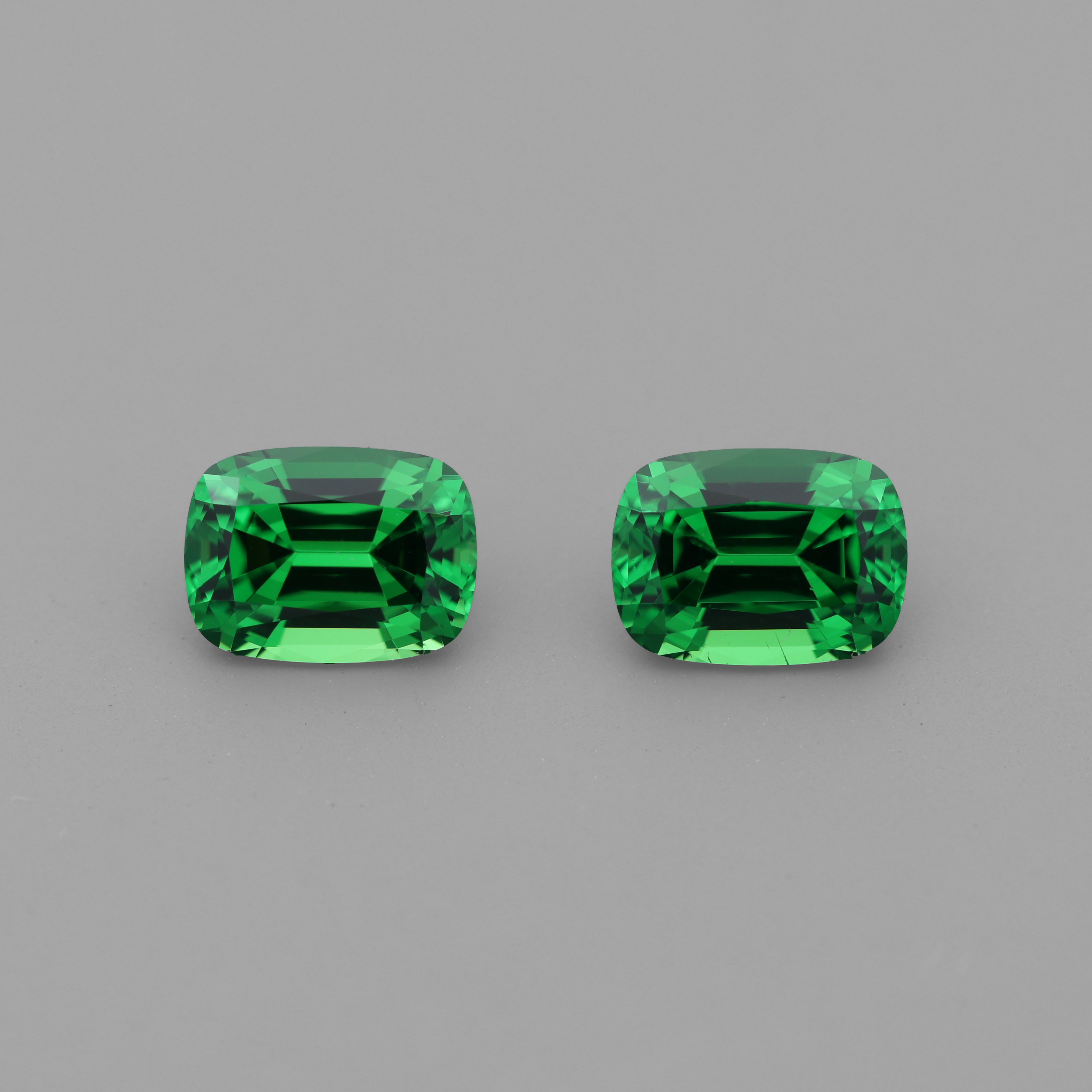 Tsavorite Pair 0.89 ct