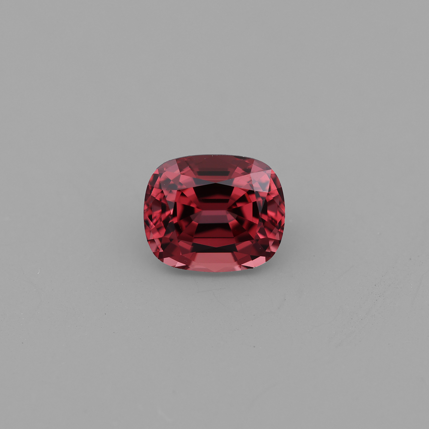 Spinel 0.88 ct