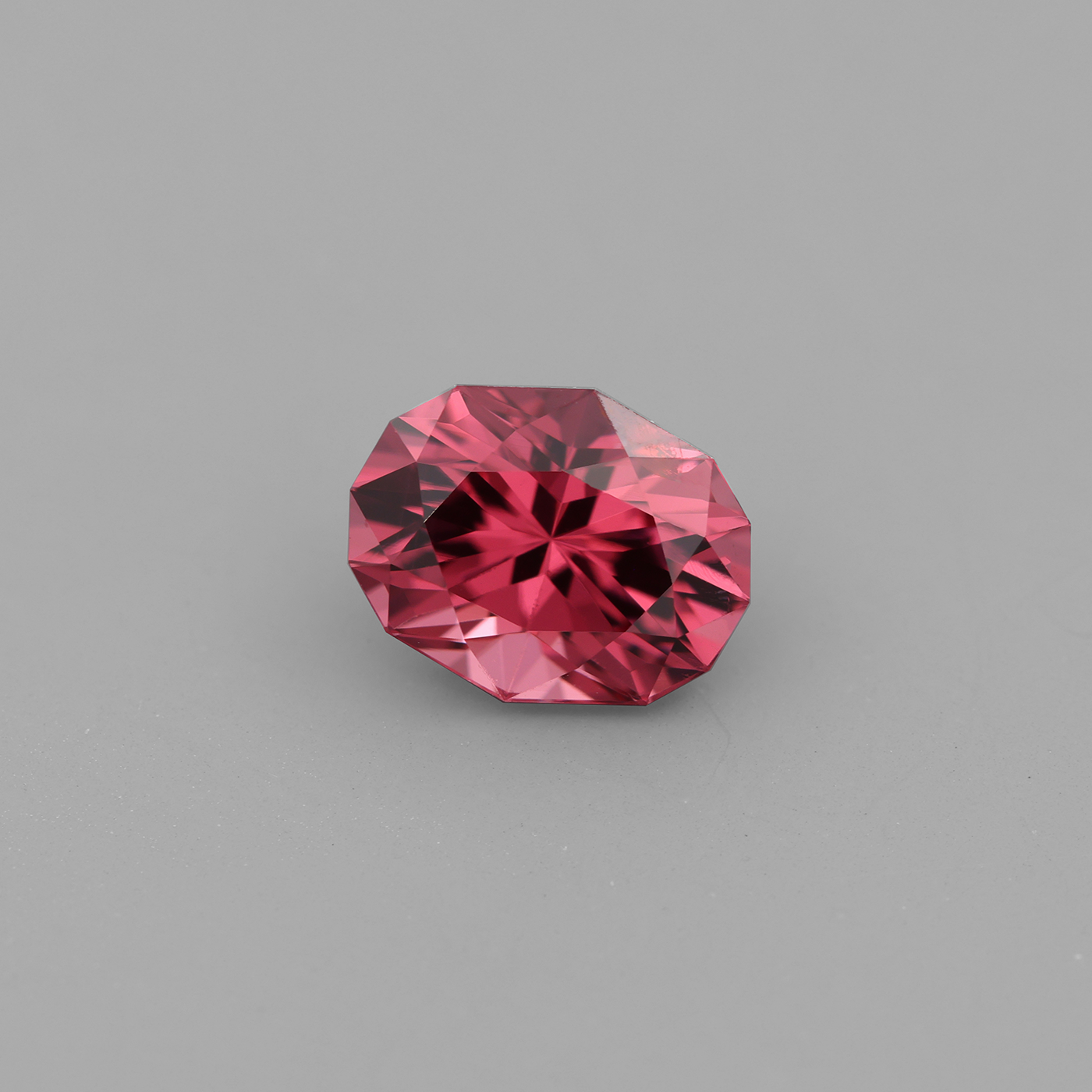Spinel 1.81 ct