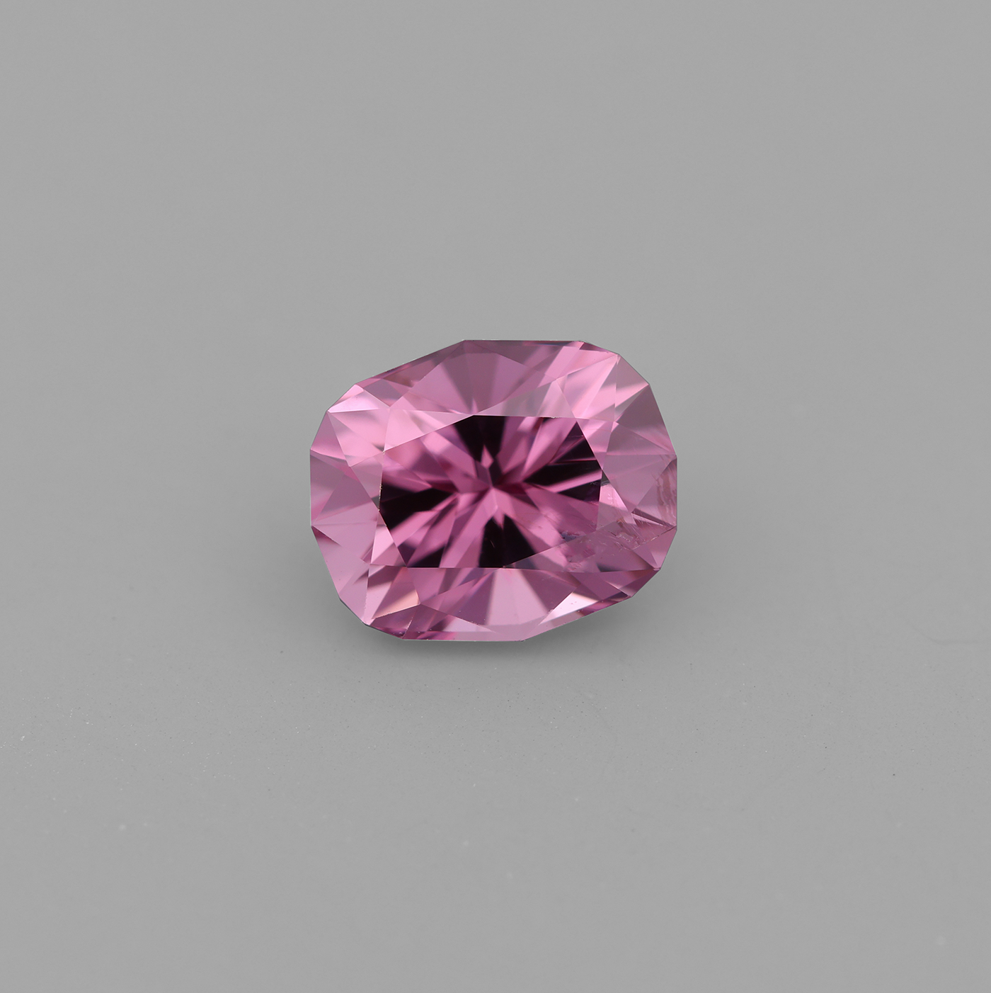 Spinel 1.79 ct