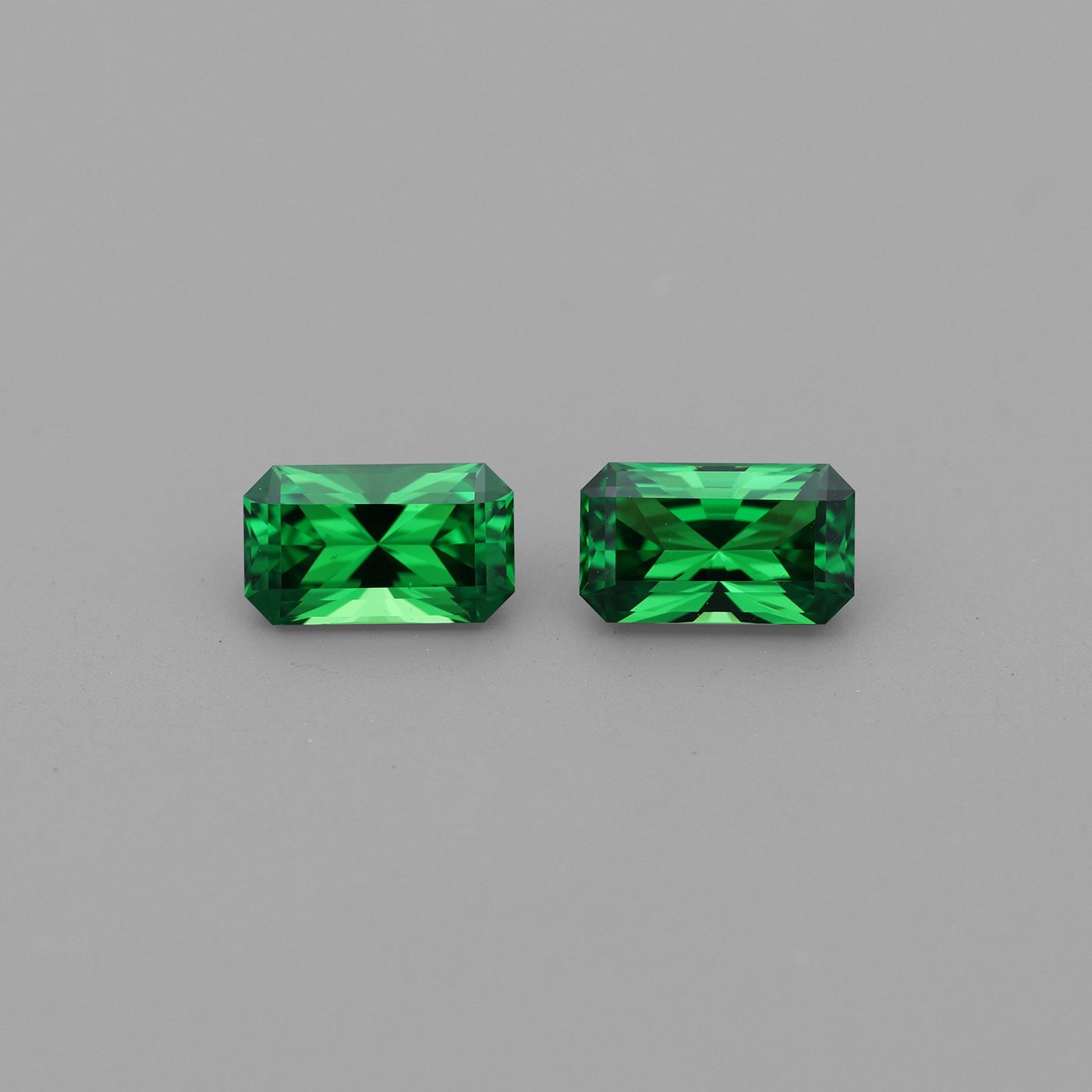 Tsavorite Pair 0.71 ct