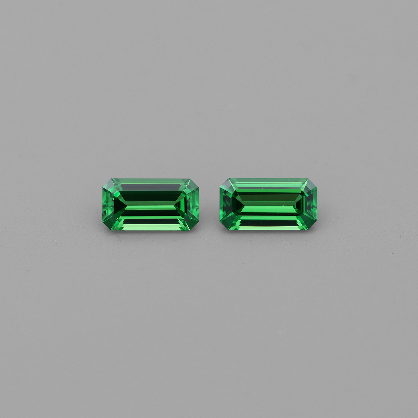 Tsavorite Pair 0.61 ct