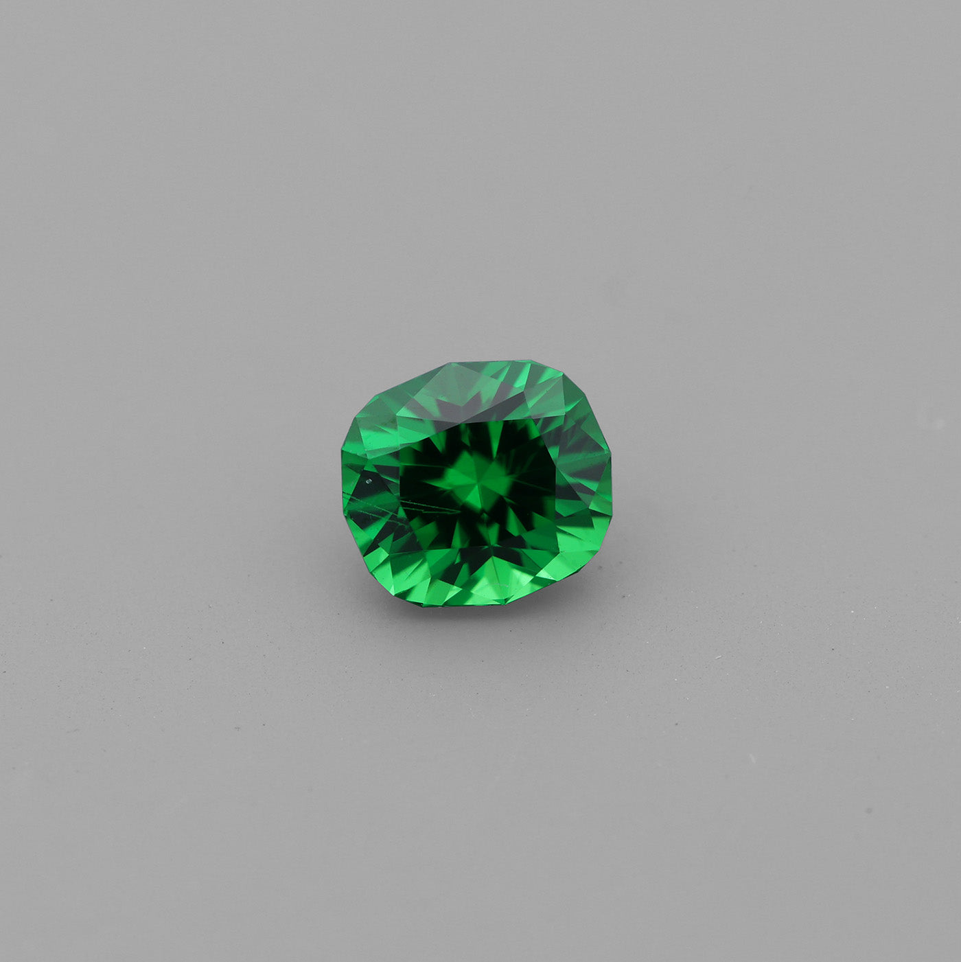 Tsavorite 0.61 ct