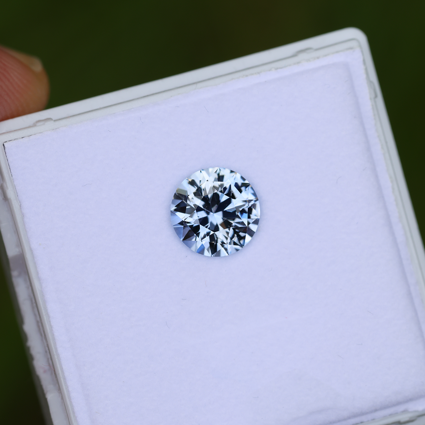 Sapphire 2.42 ct