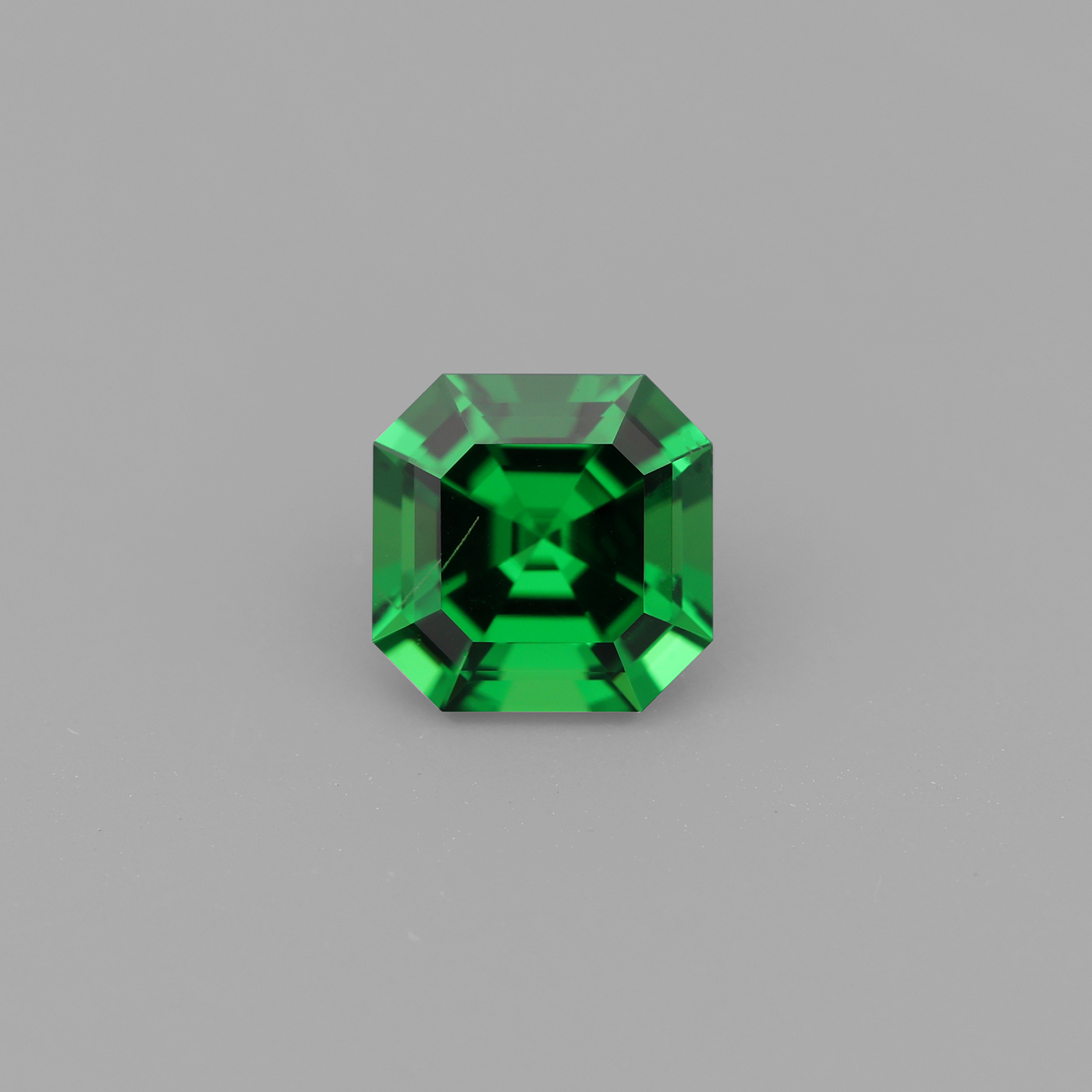 Tsavorite 0.65 ct
