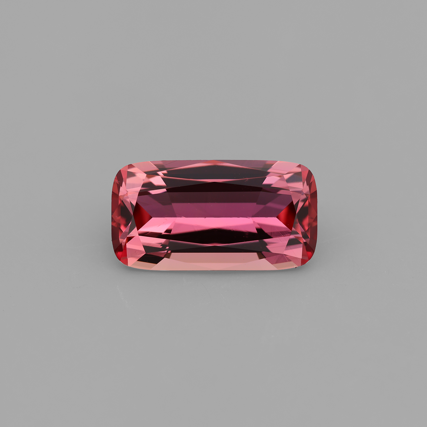 Imperial Topaz 5.84 ct