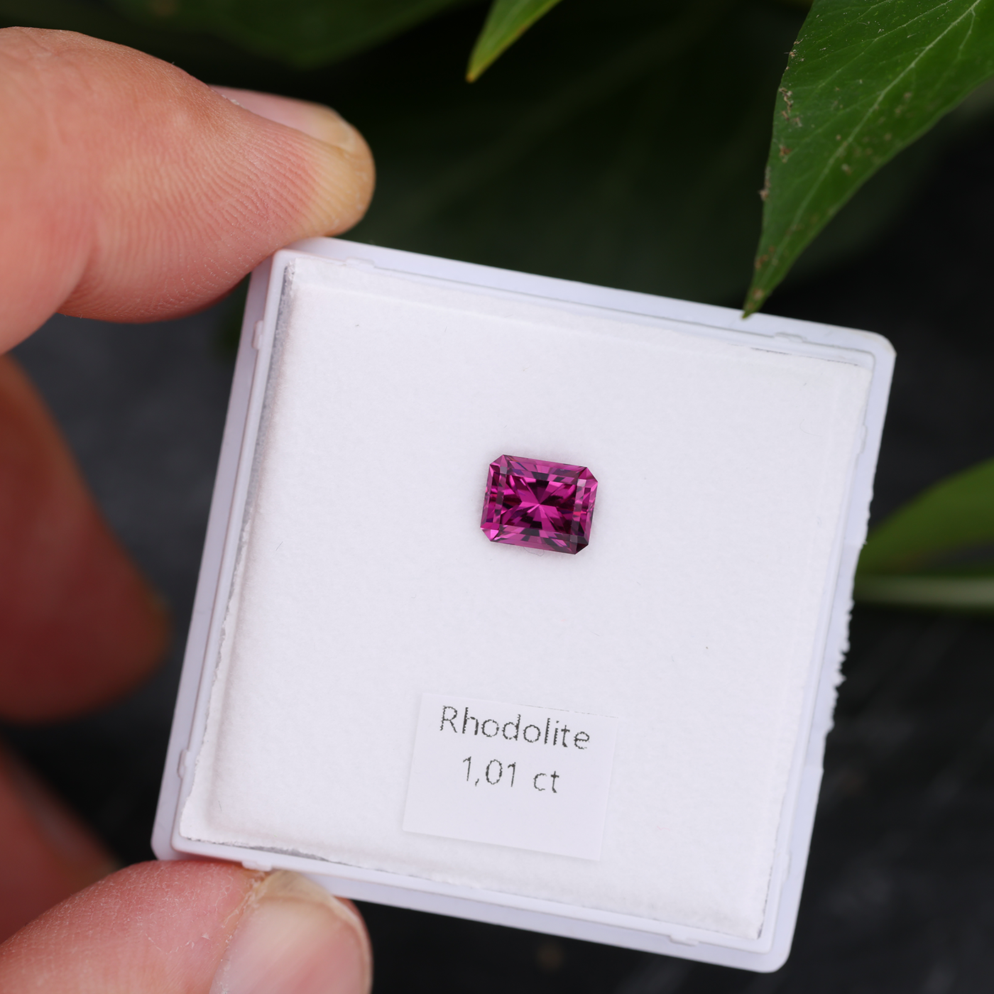 Pink Garnet 1.01 ct