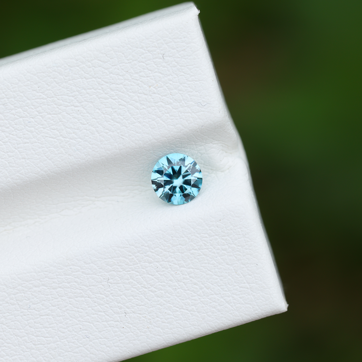 Zircon 0.69 ct