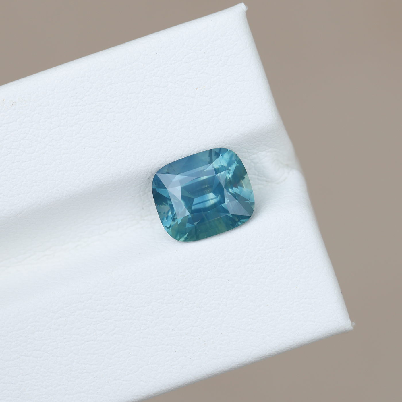 Sapphire 3.19 ct
