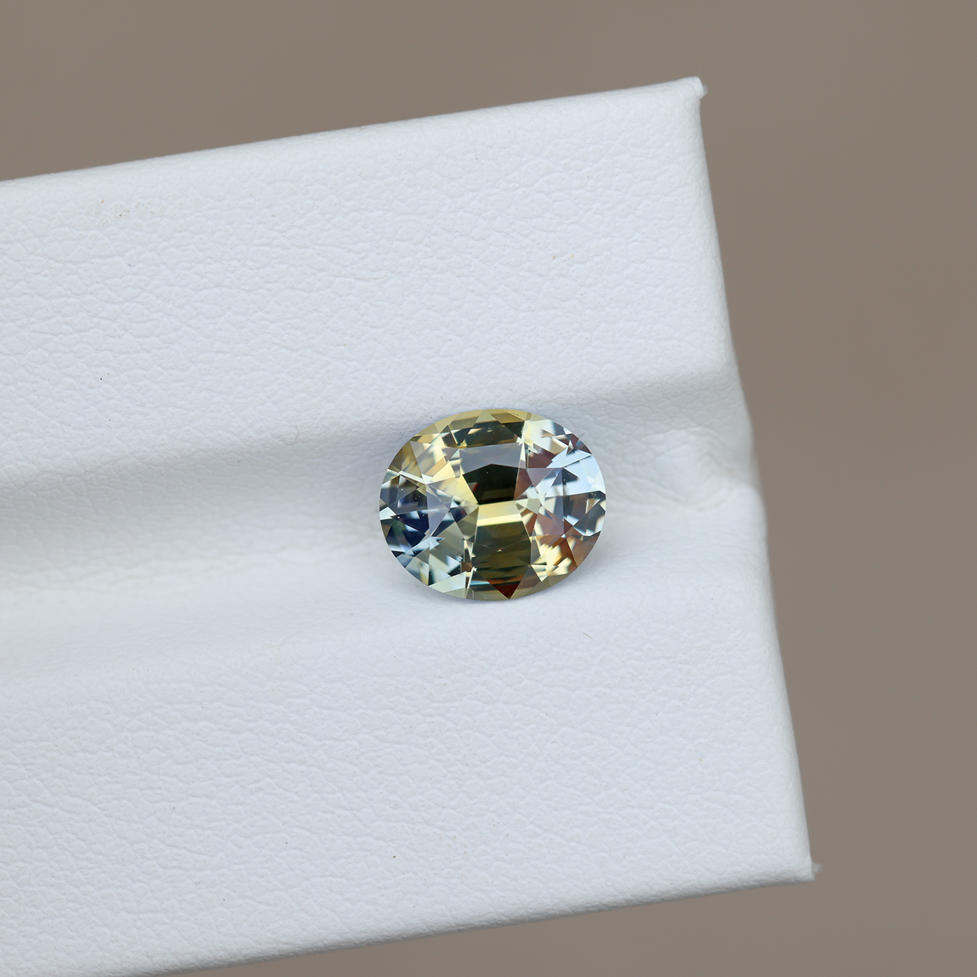 Sapphire 2.37 ct