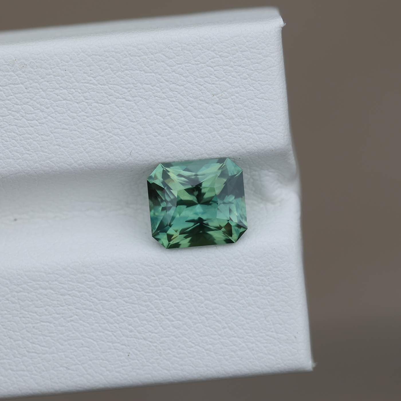 Sapphire 3.09 ct