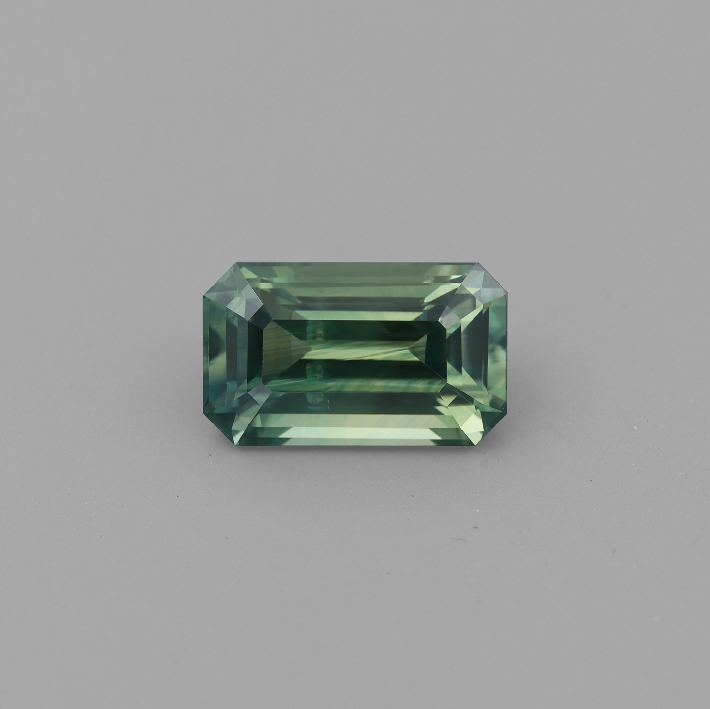 Sapphire 2.39 ct